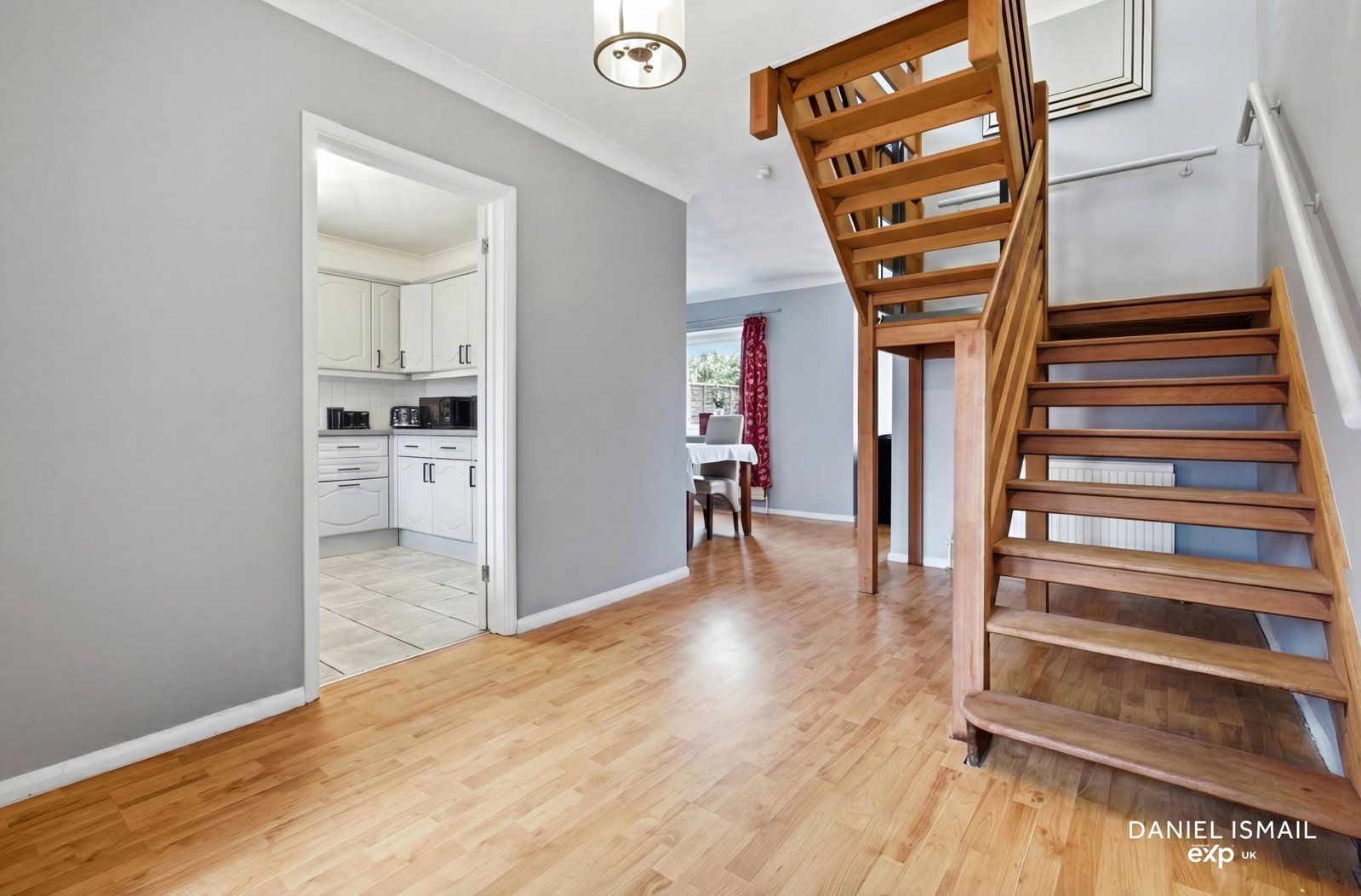 Detached House in Basildon