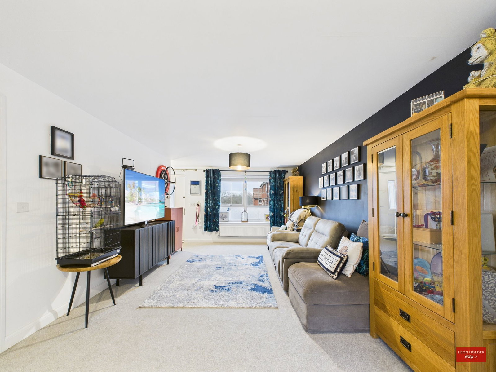 Semi Detached House in Gloucester