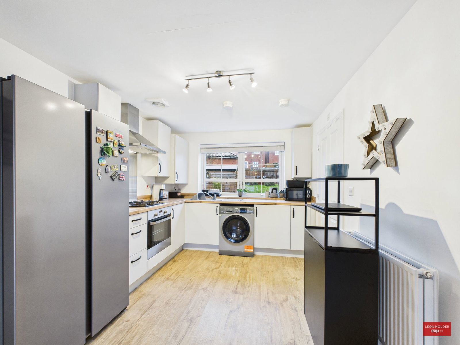 Semi Detached House in Gloucester