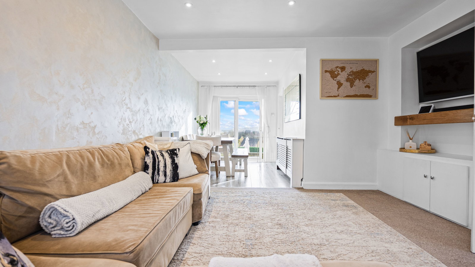 Semi Detached House in Sheffield