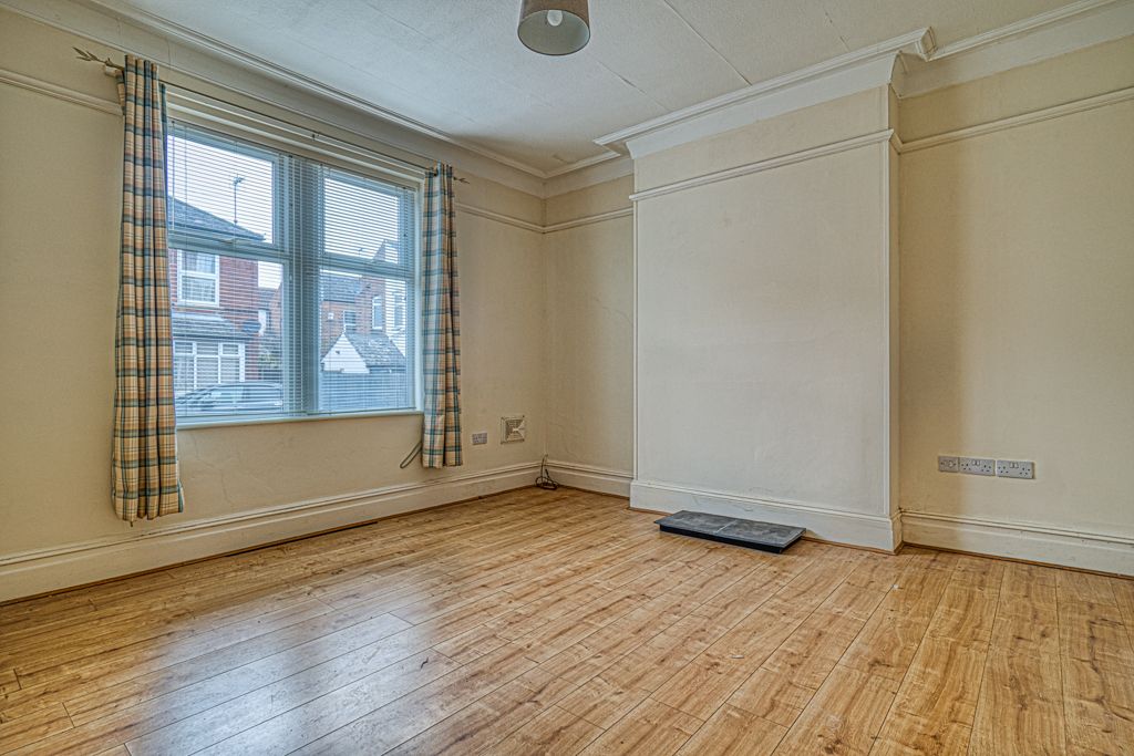 Semi Detached House in Nottingham