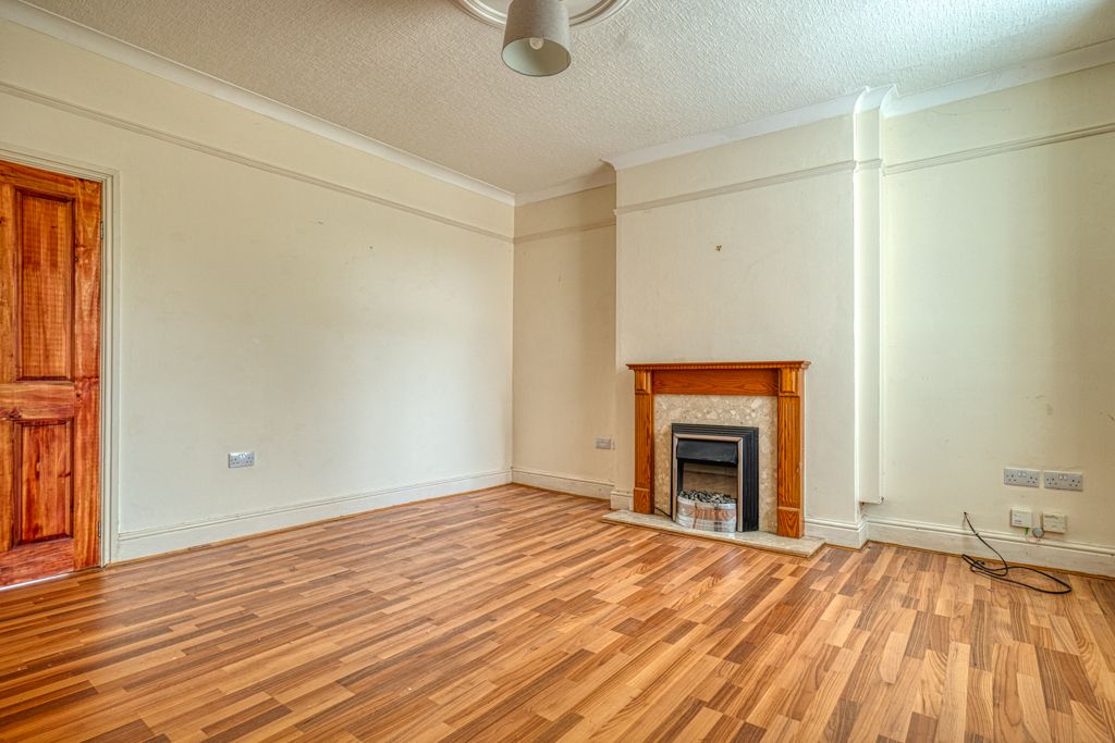 Semi Detached House in Nottingham