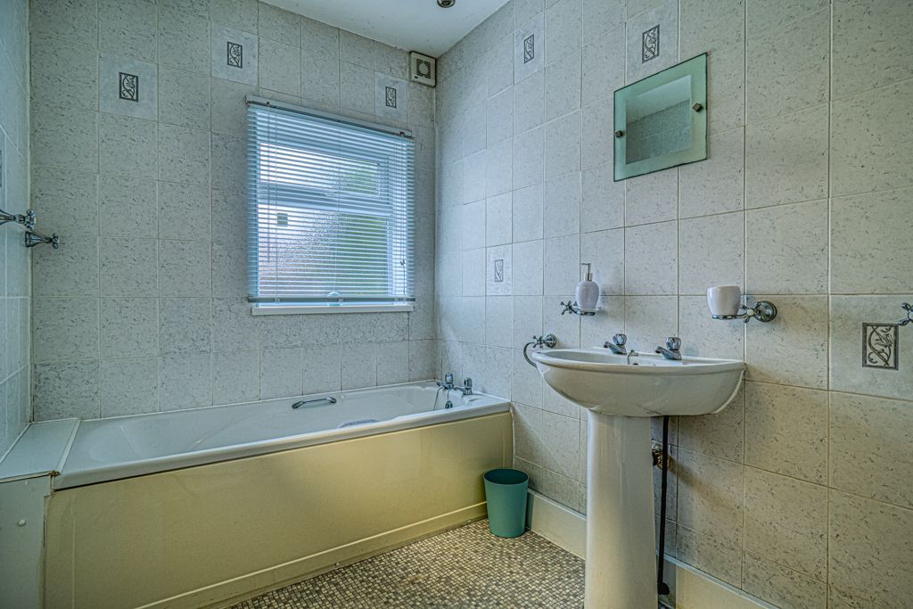Semi Detached House in Nottingham