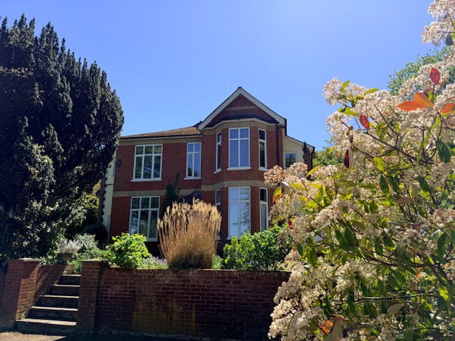 Flat in Farnham