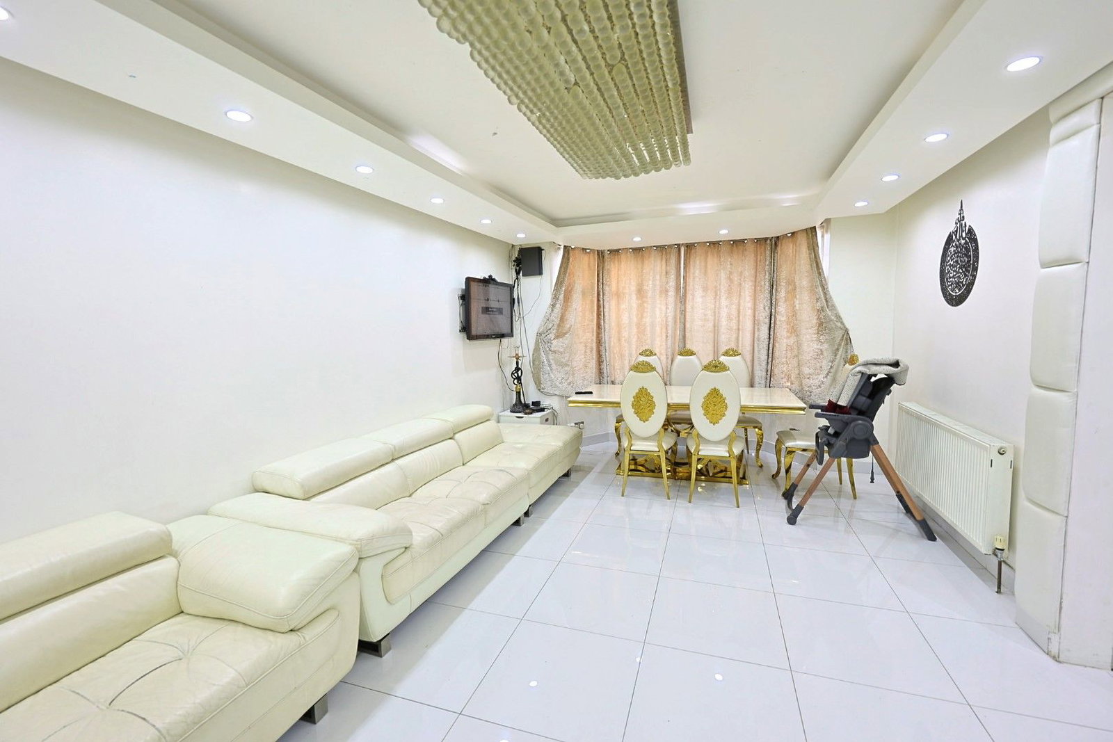 Semi Detached House in London
