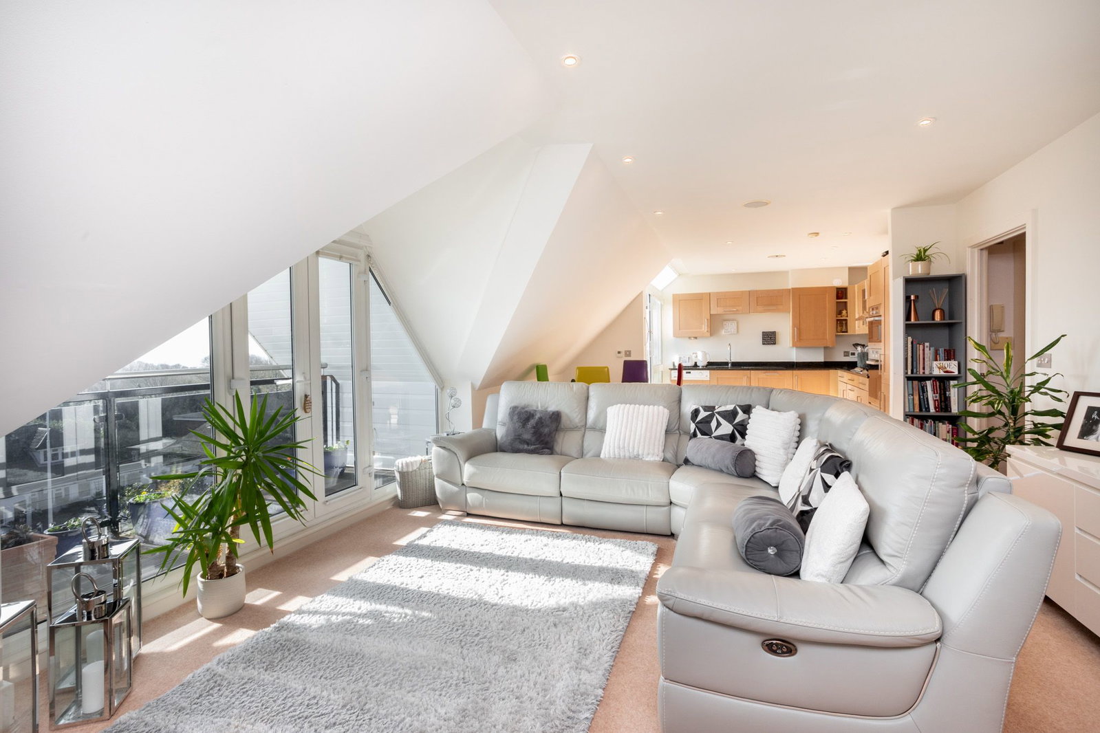 Penthouse for sale in Hythe, Seabrook Road, Hythe, Kent, CT21, 1122 m²
