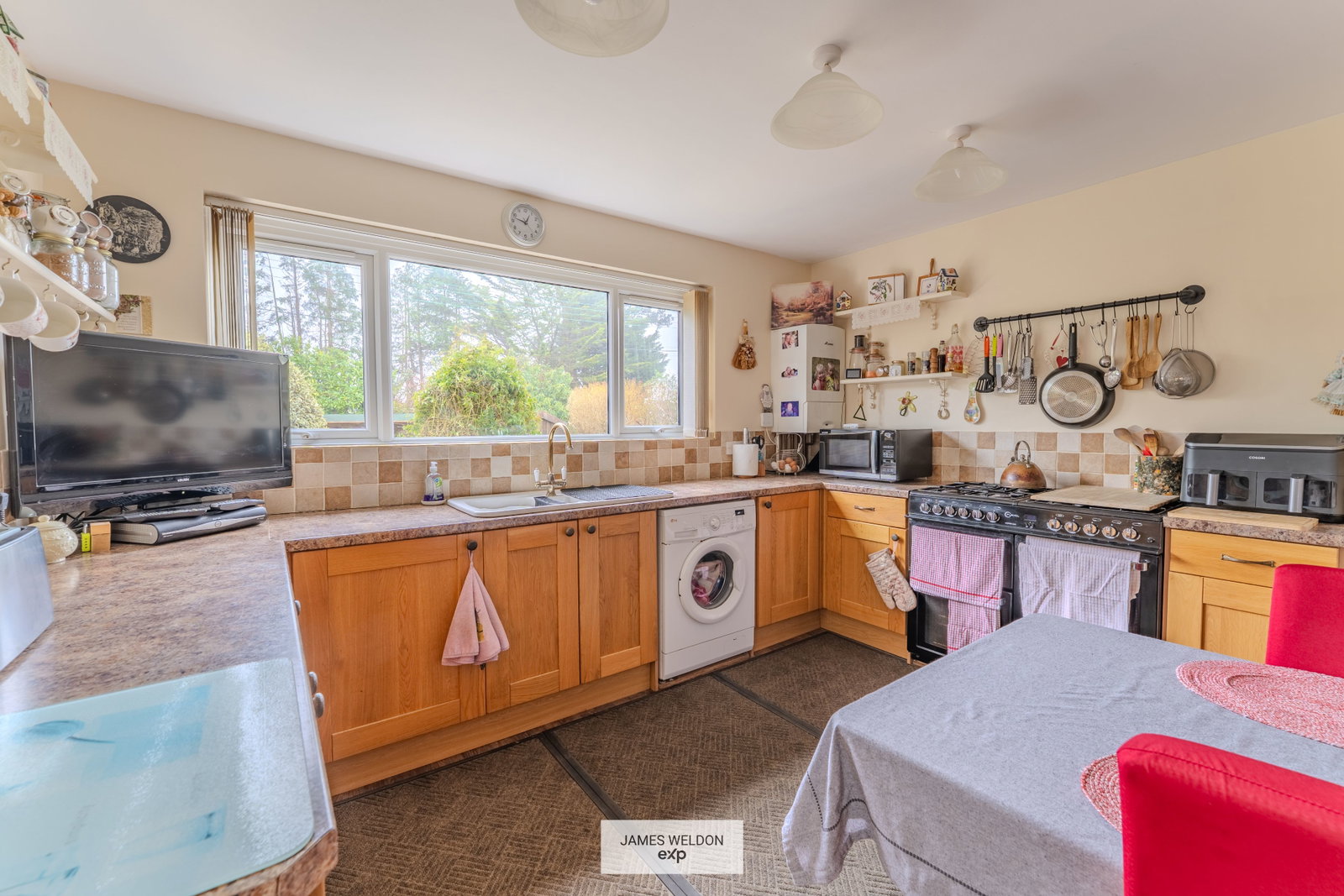 Detached House in New Milton