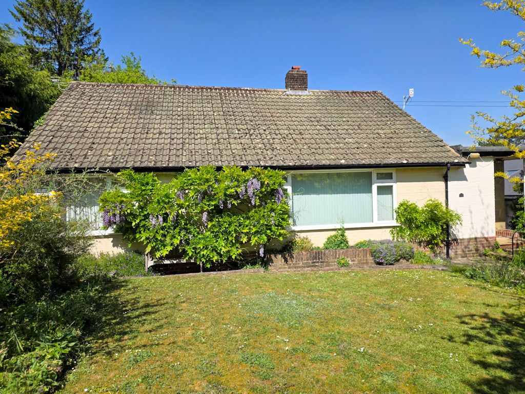 Bungalow in Caterham