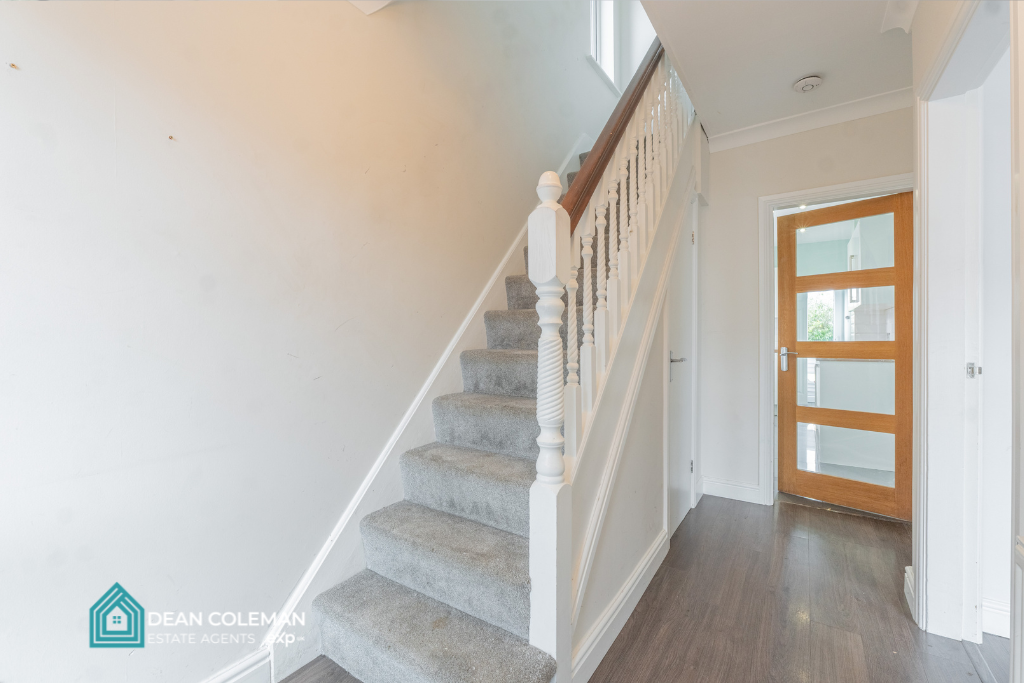 Semi Detached House in Halesowen