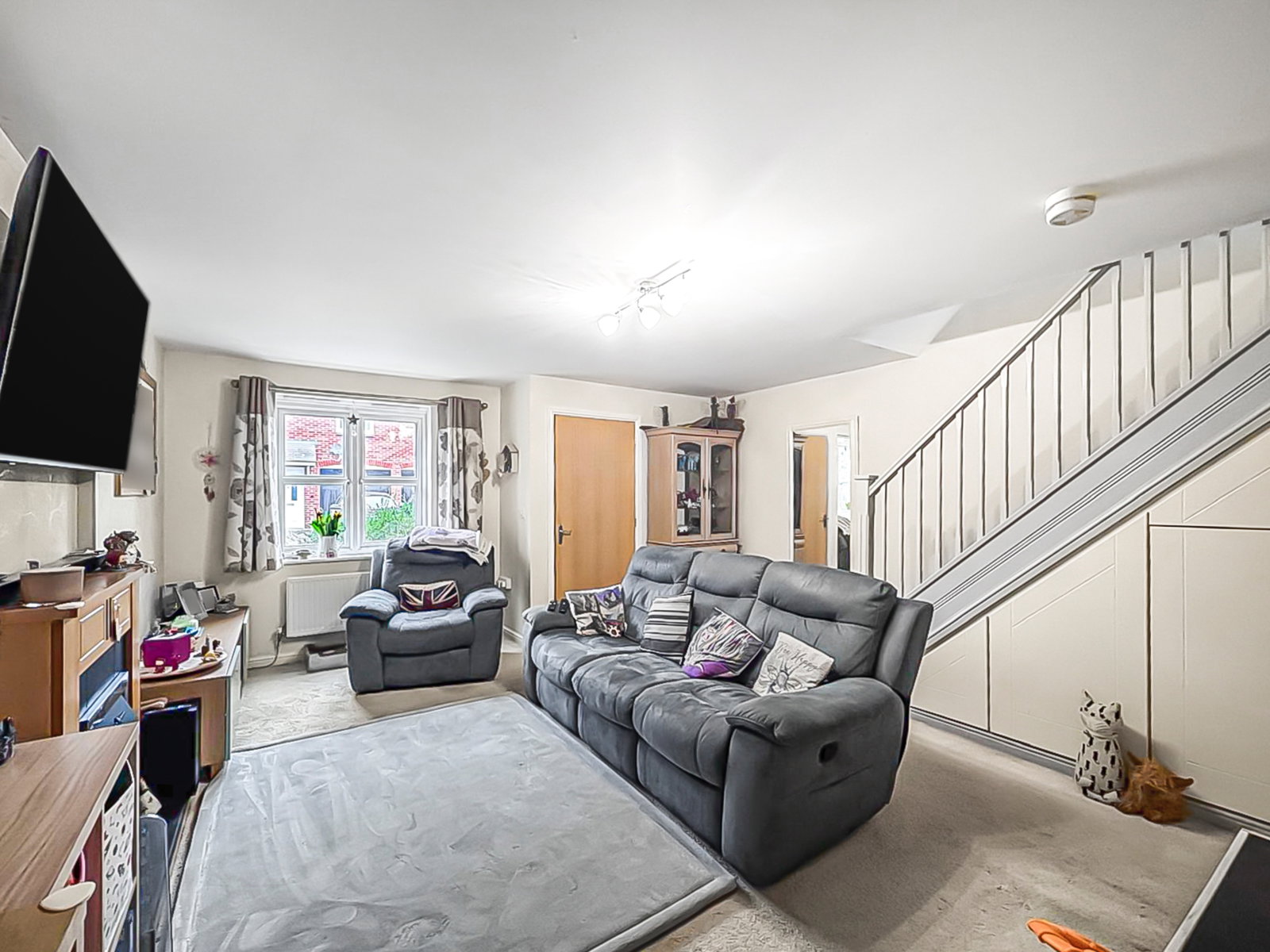 Semi Detached House in Gloucester