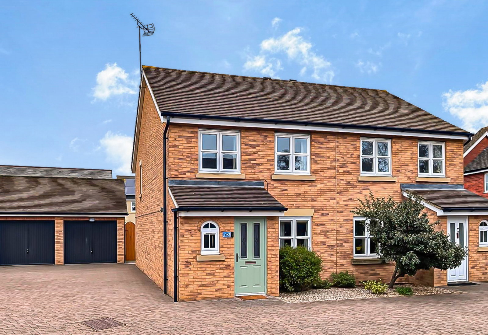 Semi Detached House in Gloucester