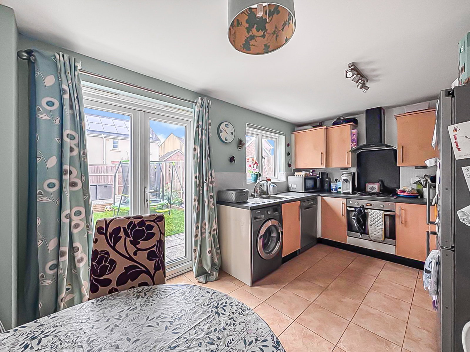 Semi Detached House in Gloucester