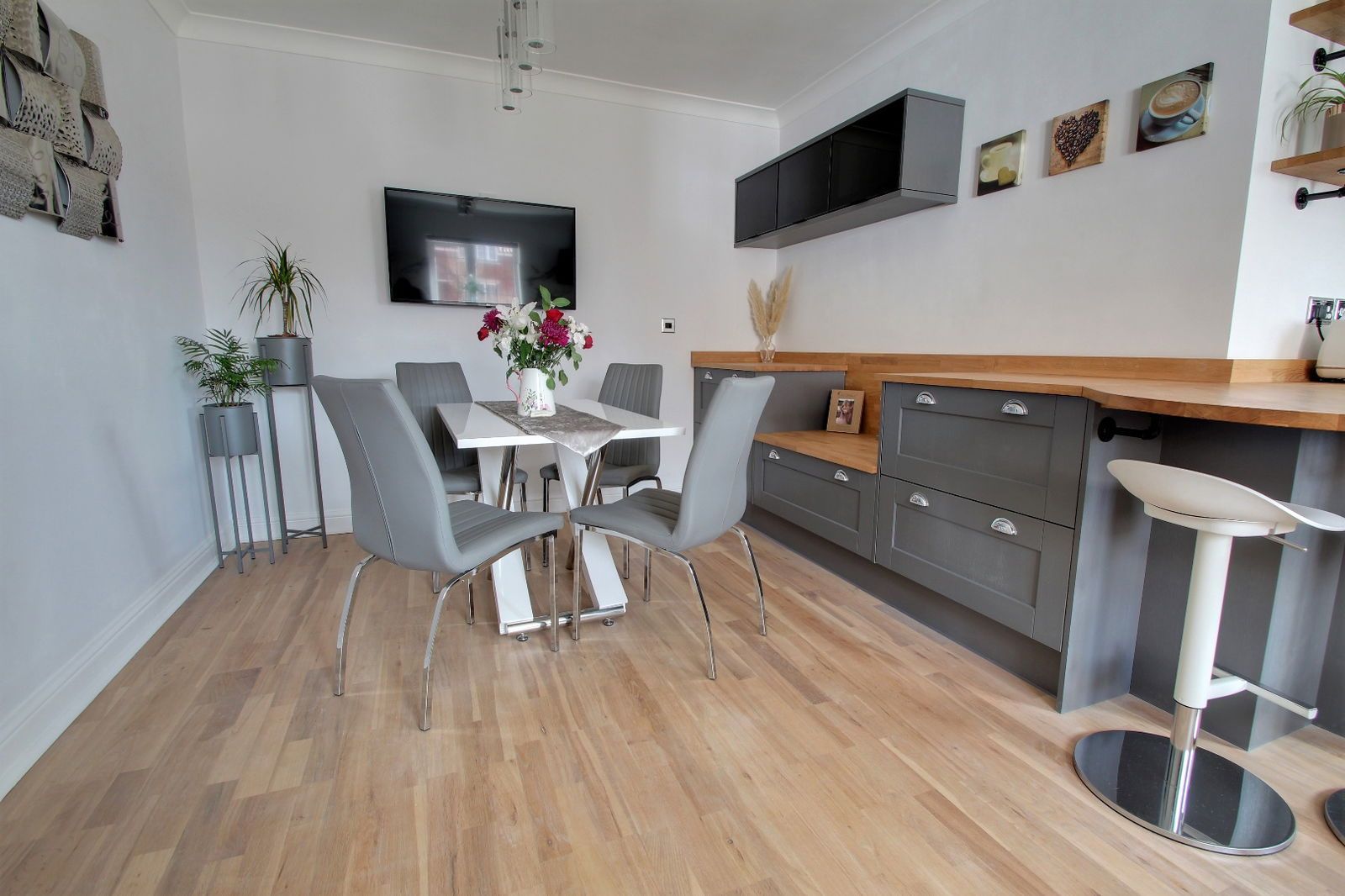 Detached House in Sheffield