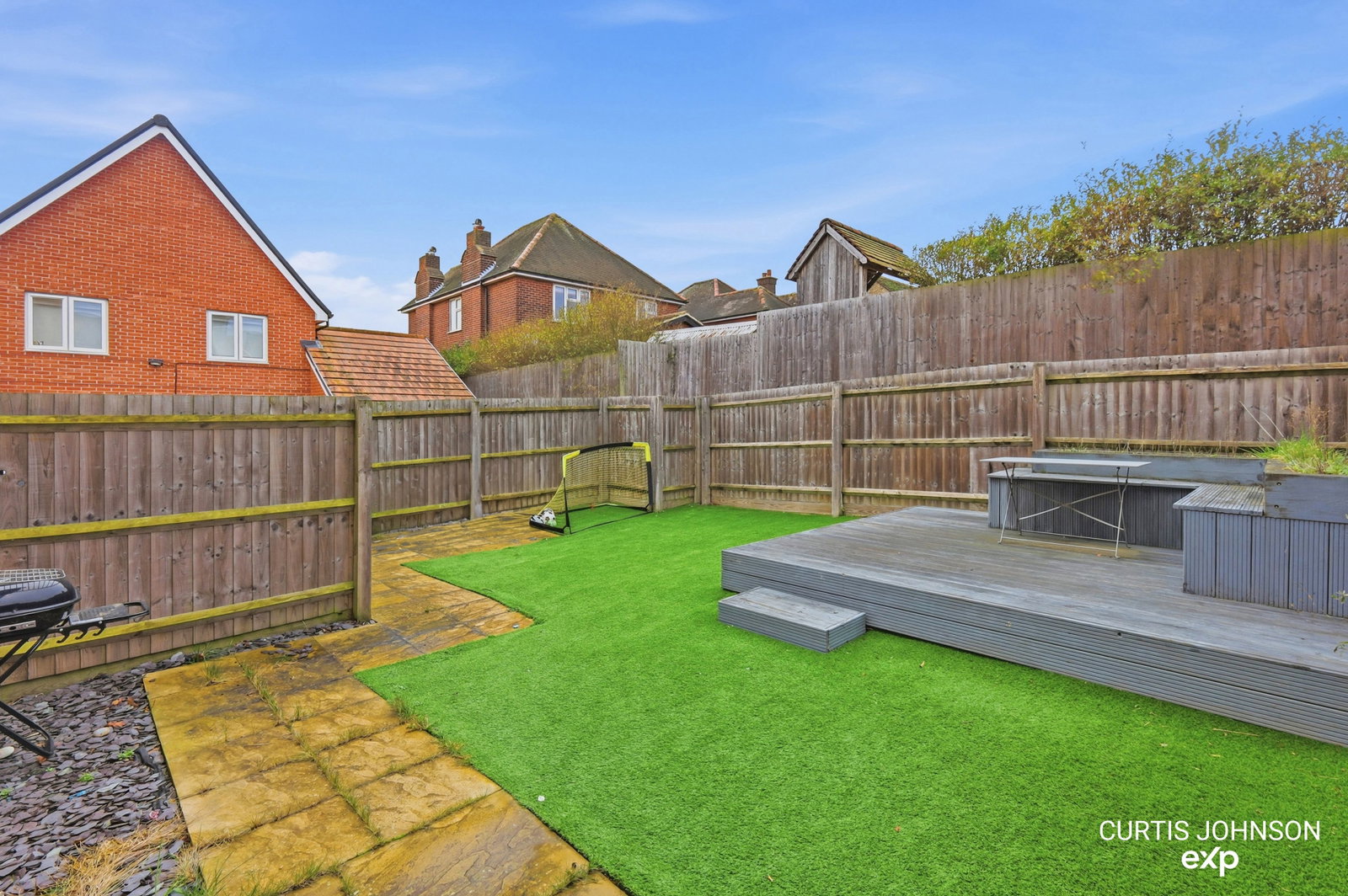 Semi Detached House in Grays