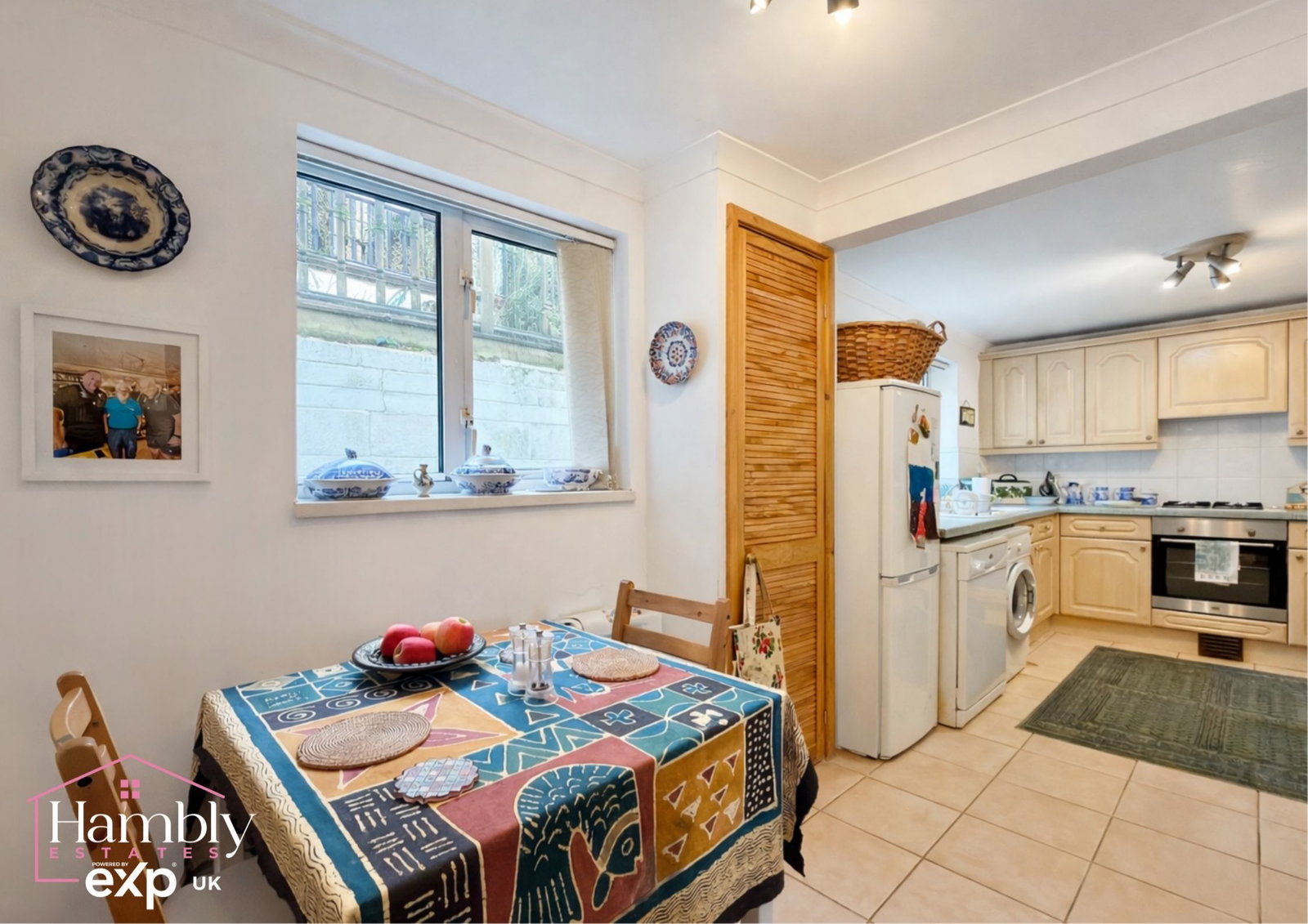 Semi Detached House in Cardiff