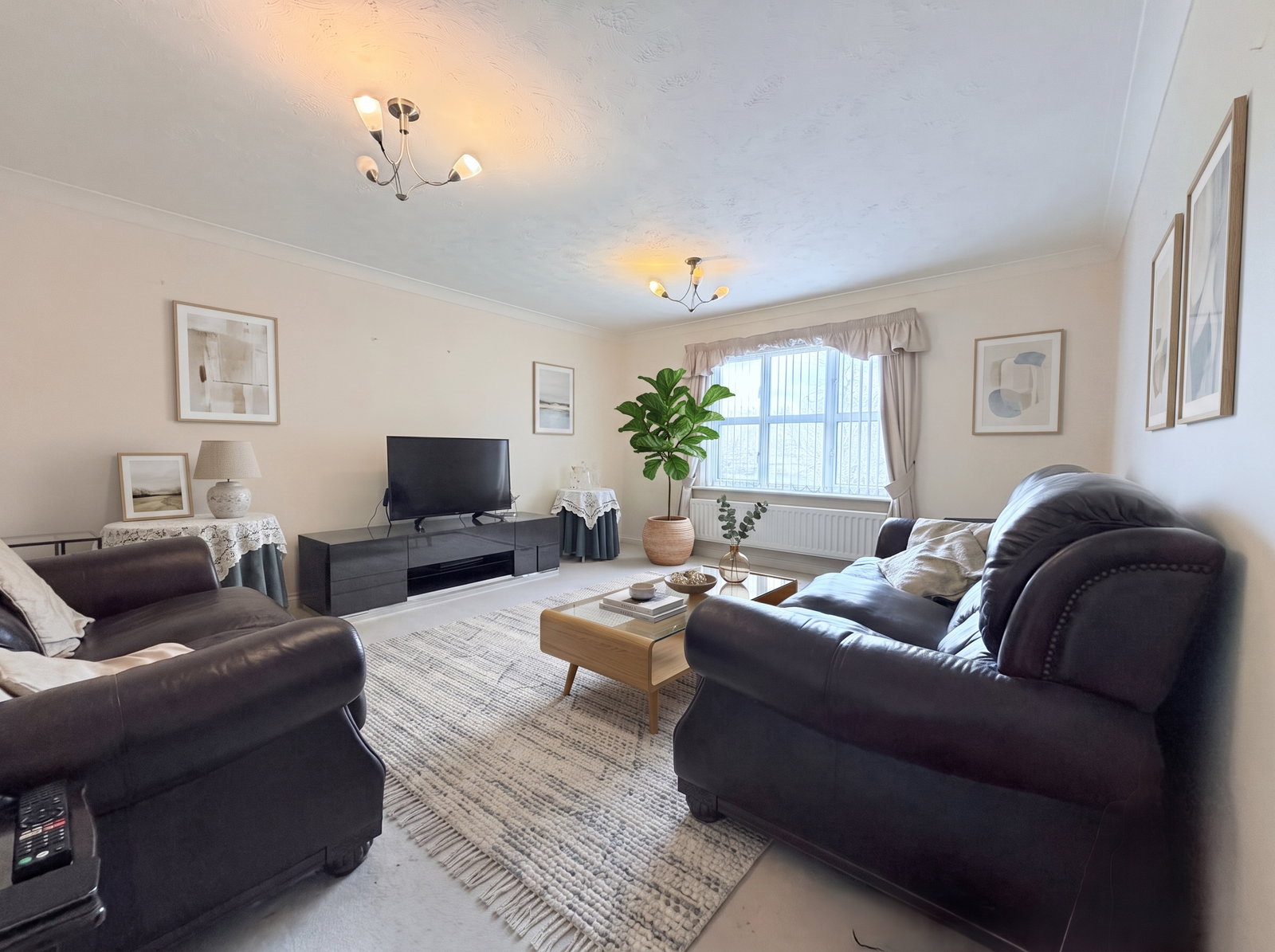 Apartment in Cobham