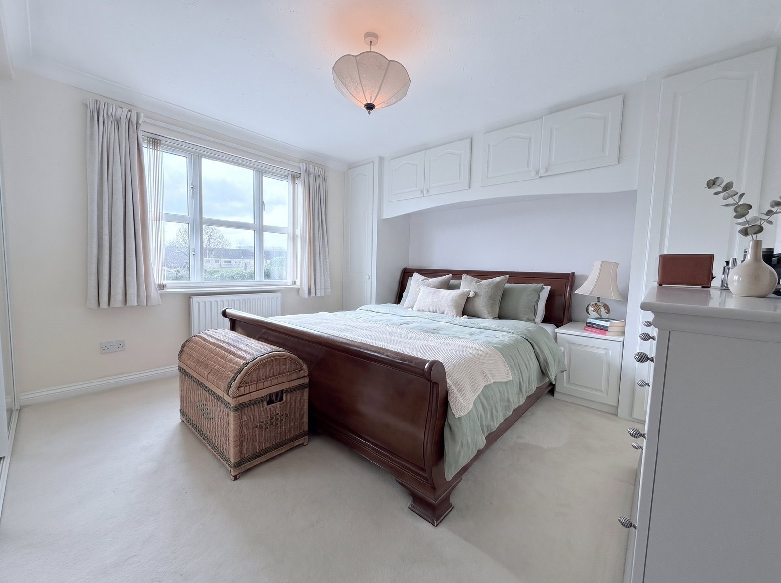Apartment in Cobham