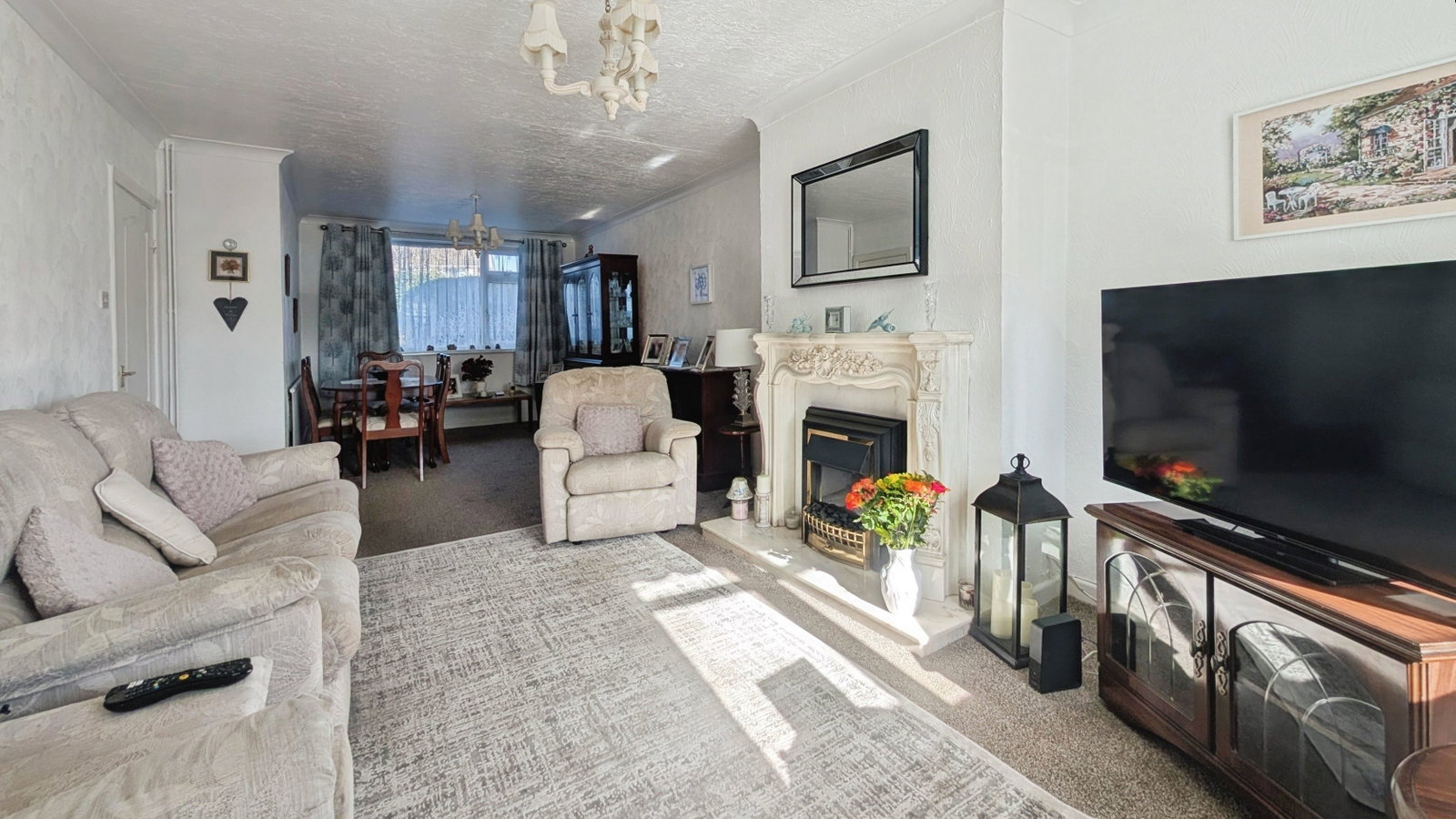 Semi Detached House in Swansea