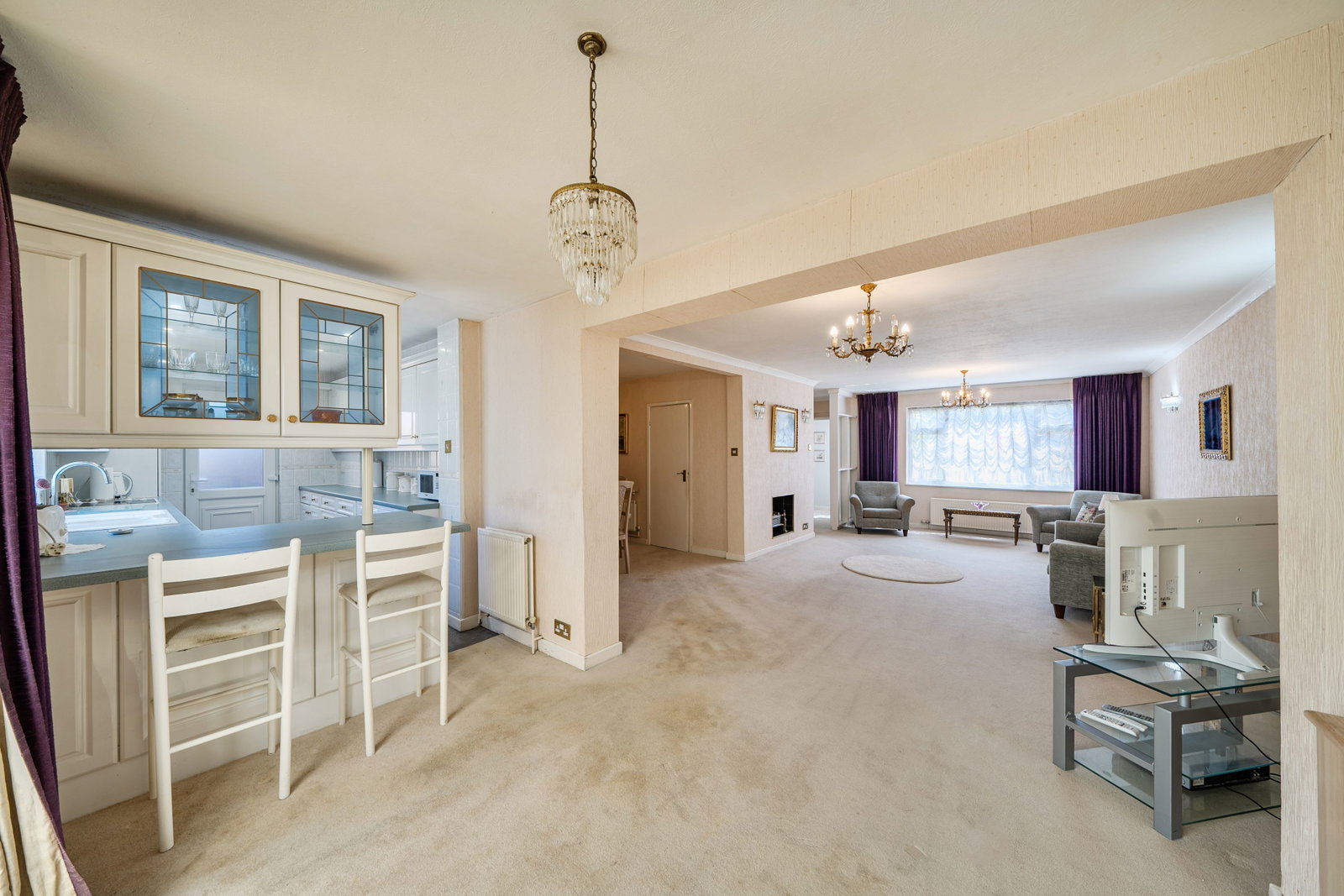 Semi Detached House in Bushey