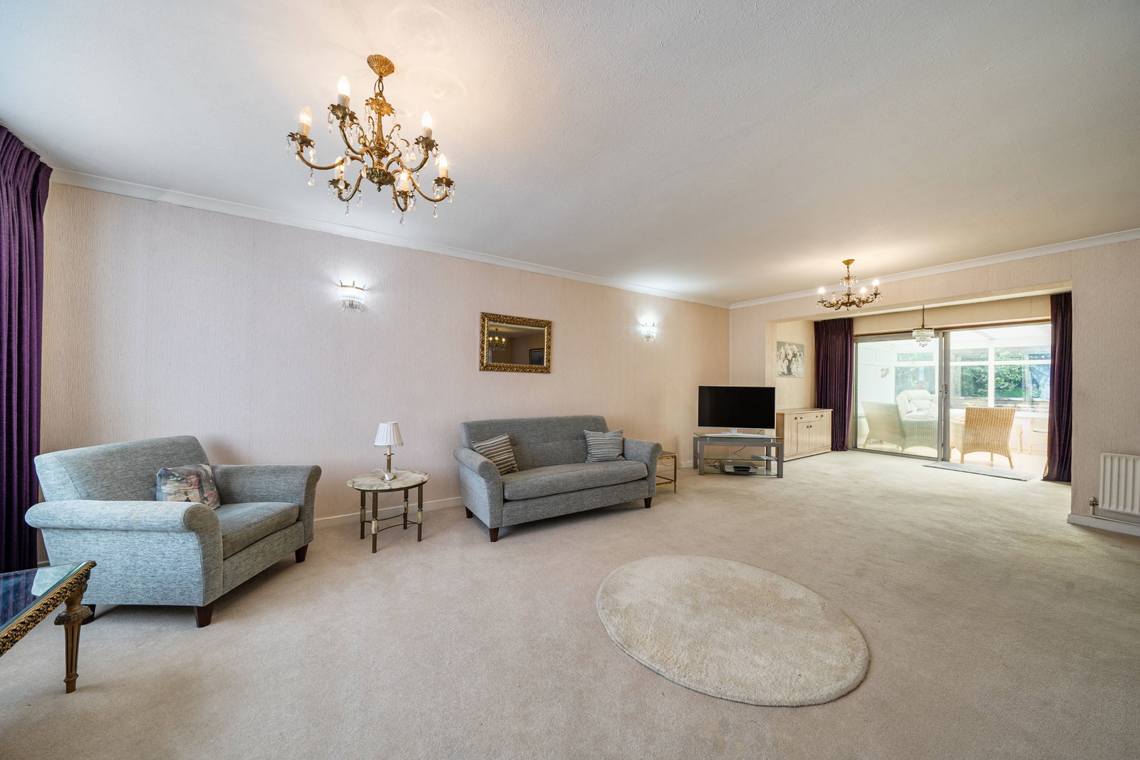 Semi Detached House in Bushey