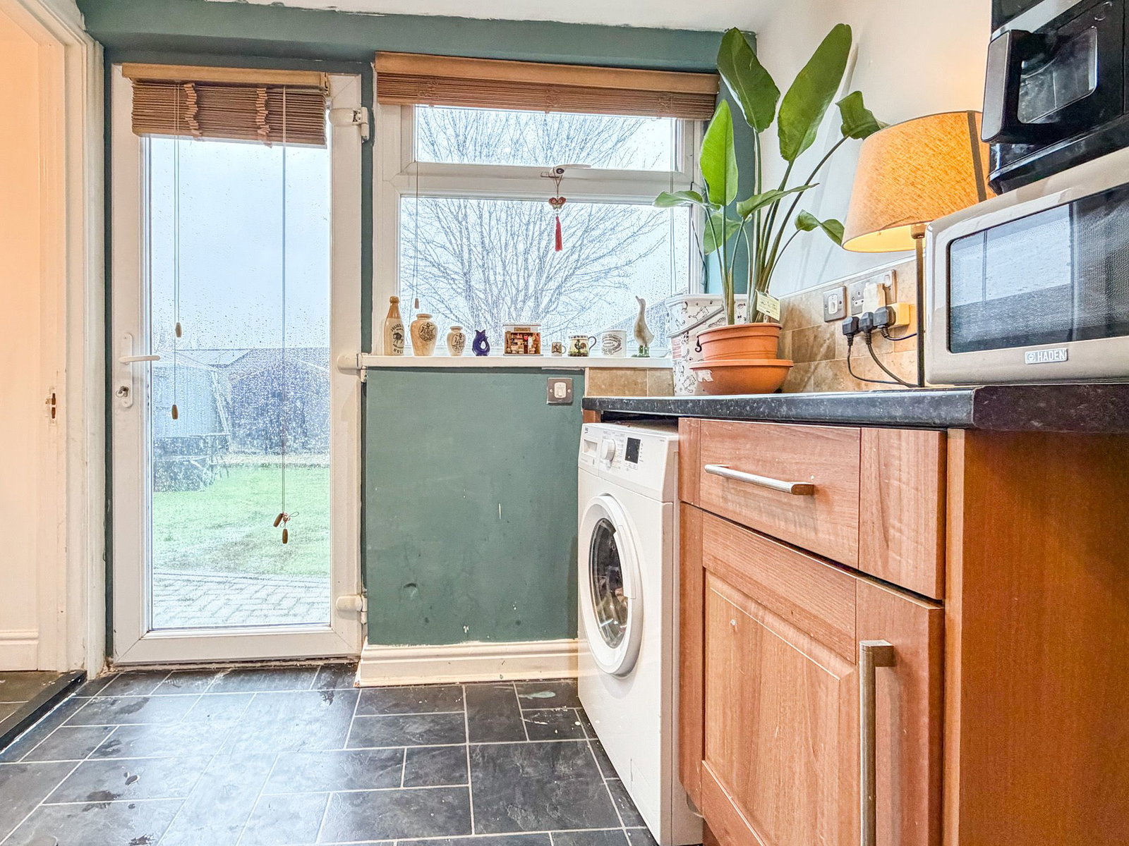 Semi Detached House in Hull