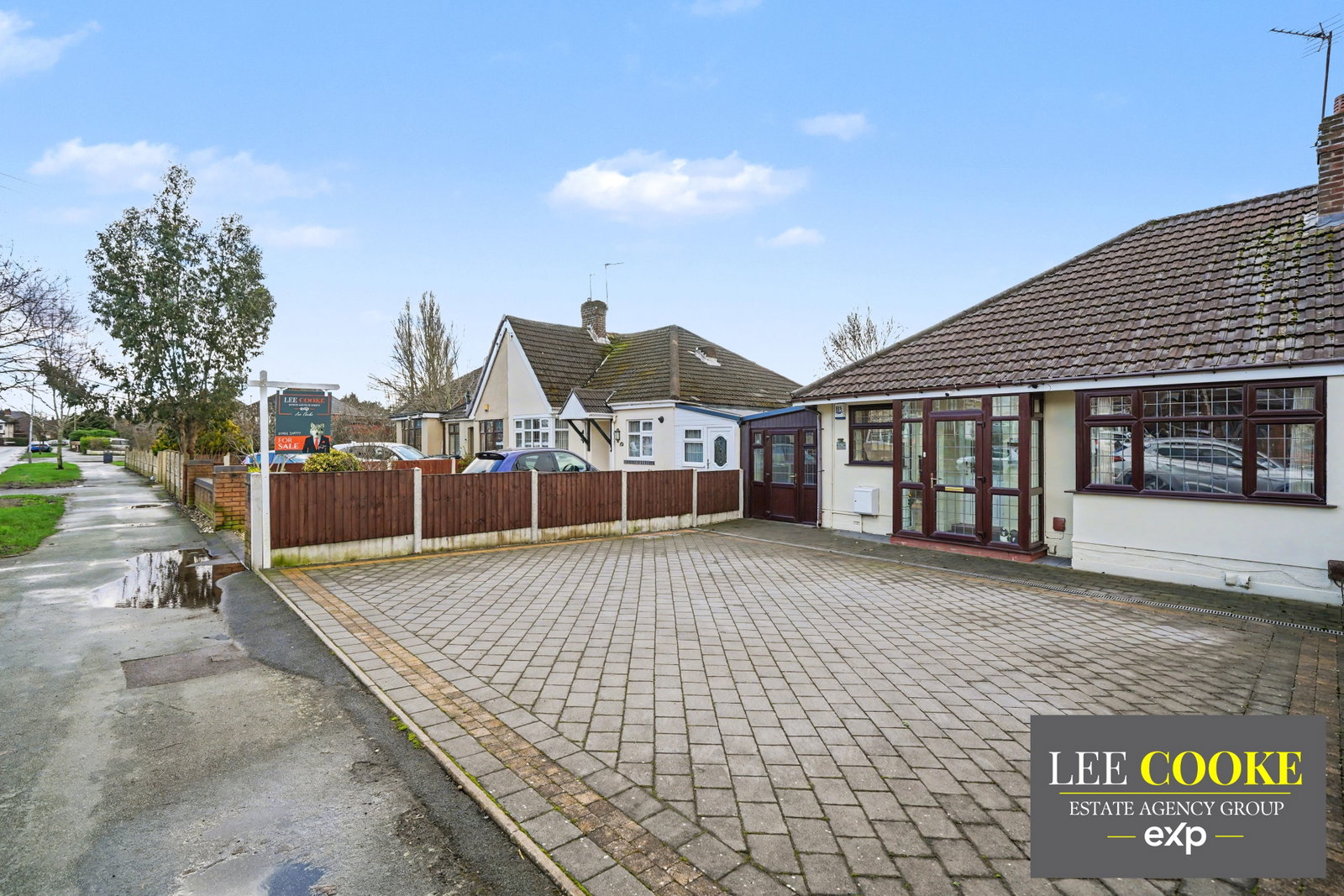 Semi Detached Bungalow in Wolverhampton