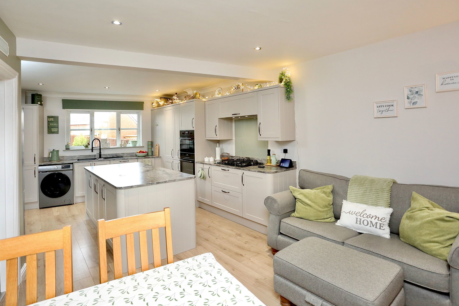 Town House in Ebbw Vale