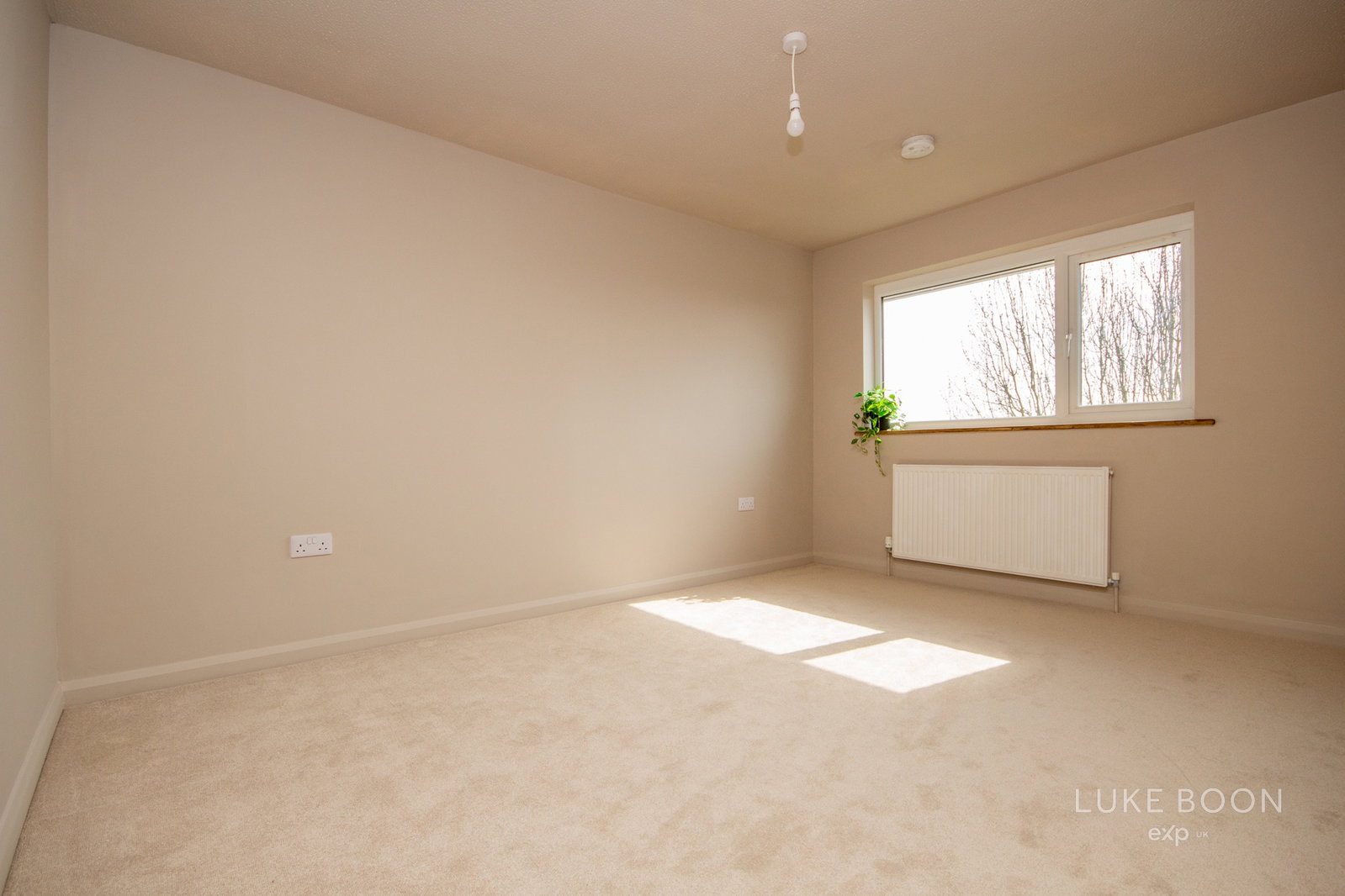 Semi Detached House in Plymouth