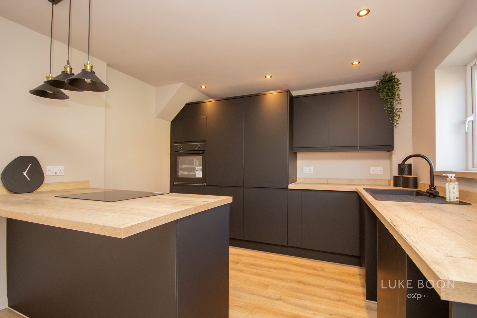 Semi Detached House in Plymouth