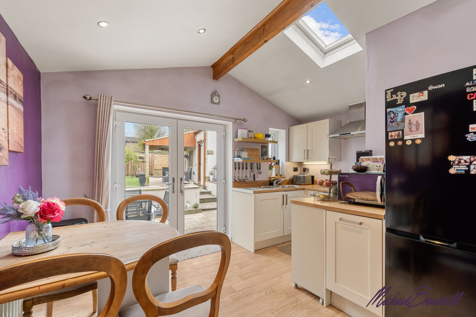 Semi Detached House in Bradford