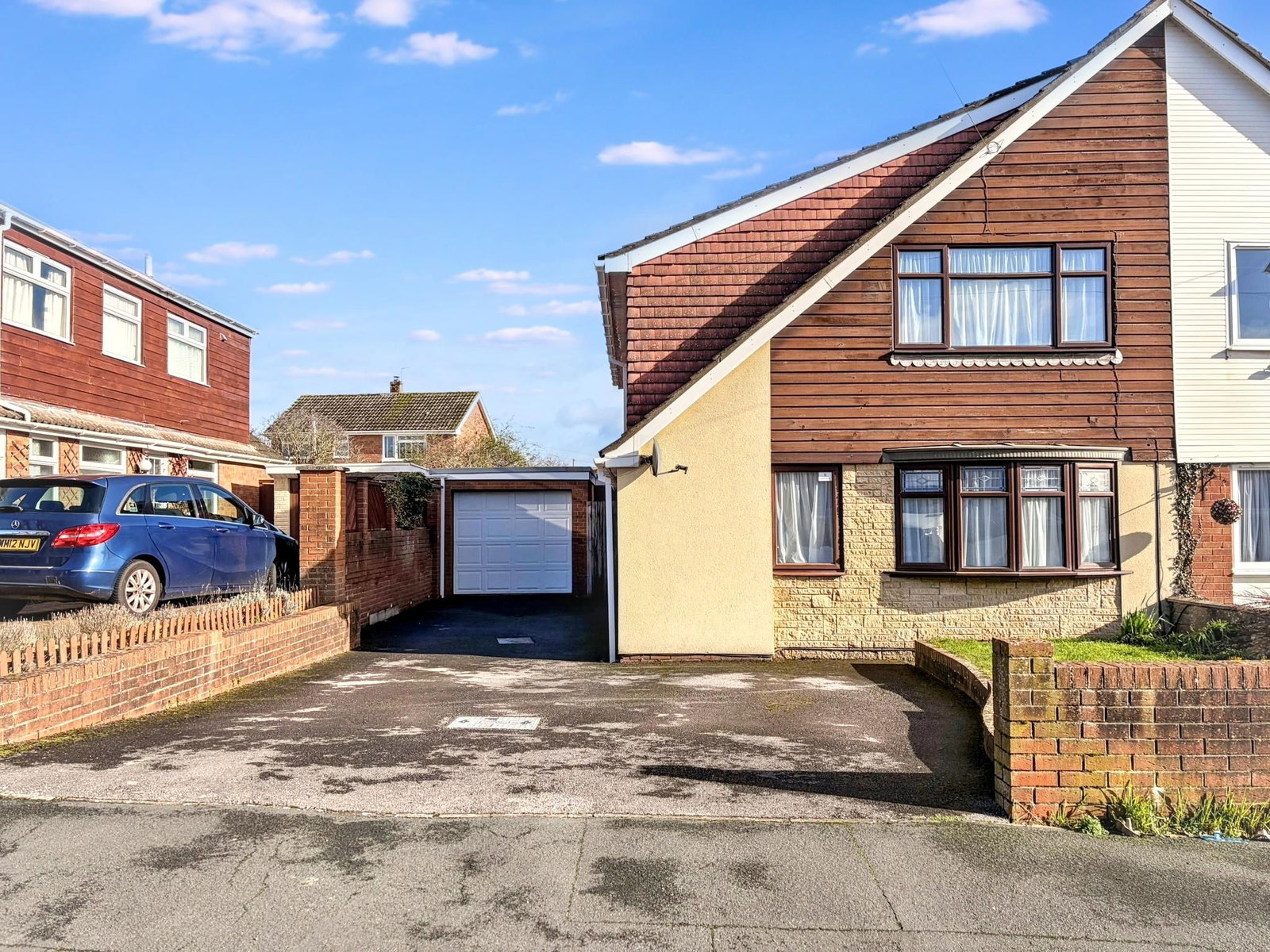 Semi Detached House in Bristol