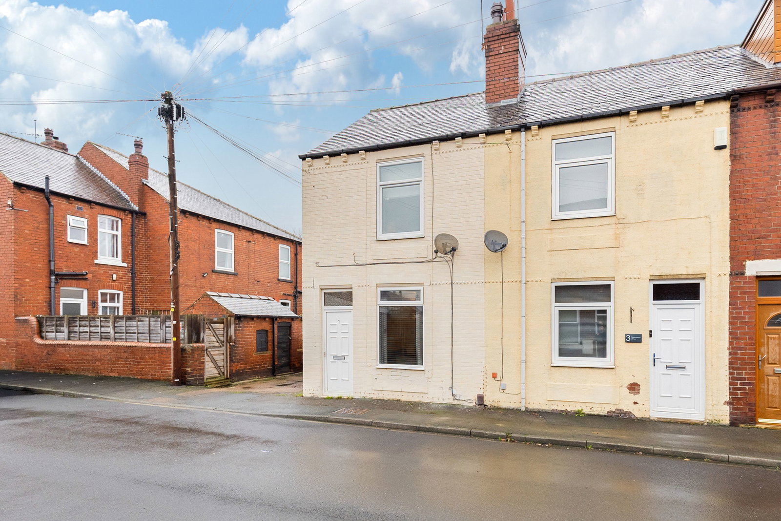 Terraced House in Wakefield