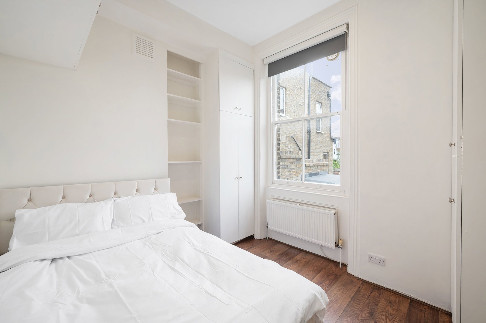Apartment for sale in London, Battersea Park Road, Battersea, SW11, 373 m²