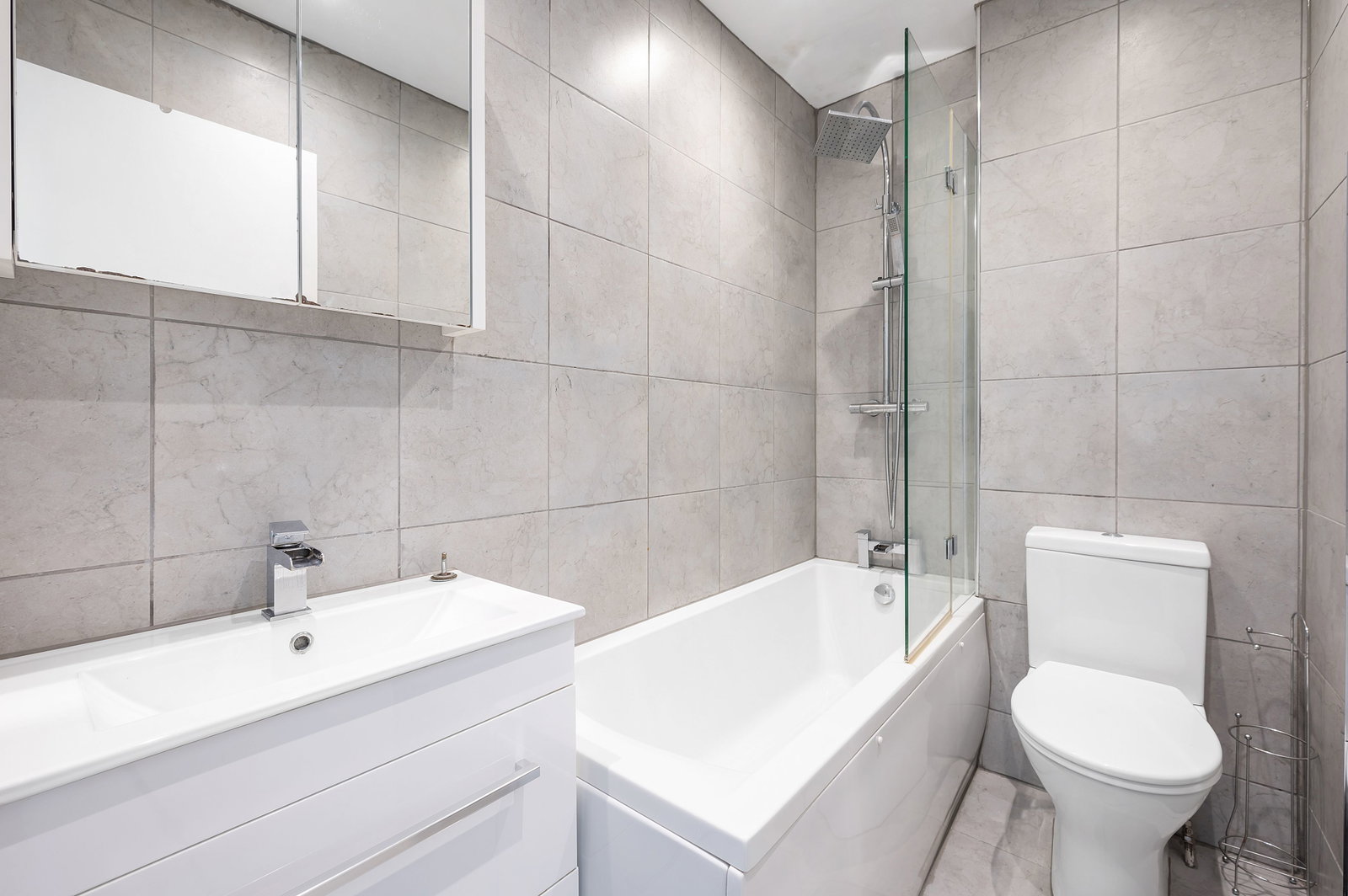 Apartment for sale in London, Battersea Park Road, Battersea, SW11, 373 m²