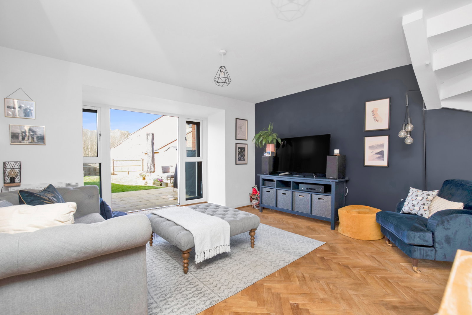 Semi Detached House in Bordon