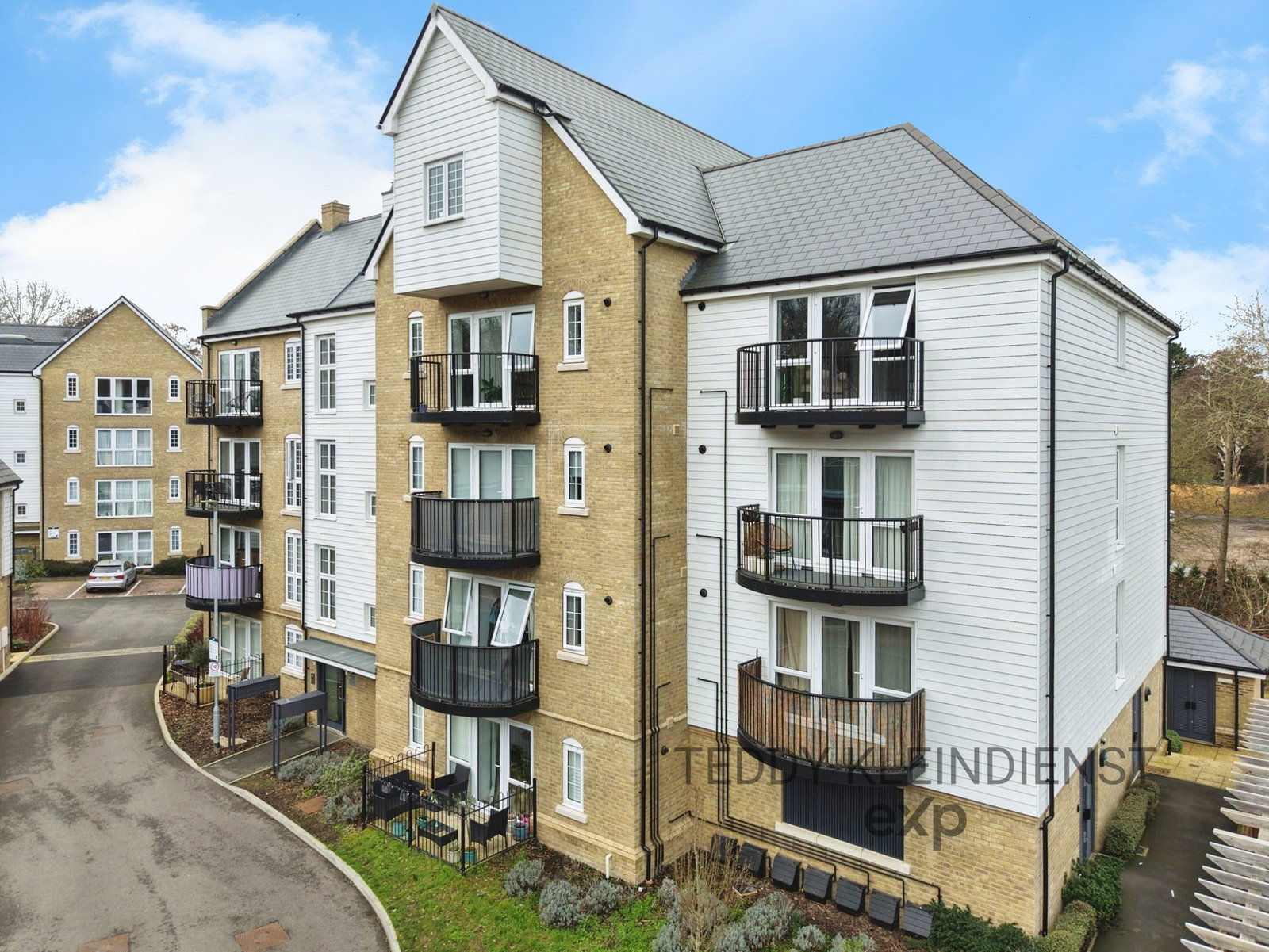 Flat in Worcester Park
