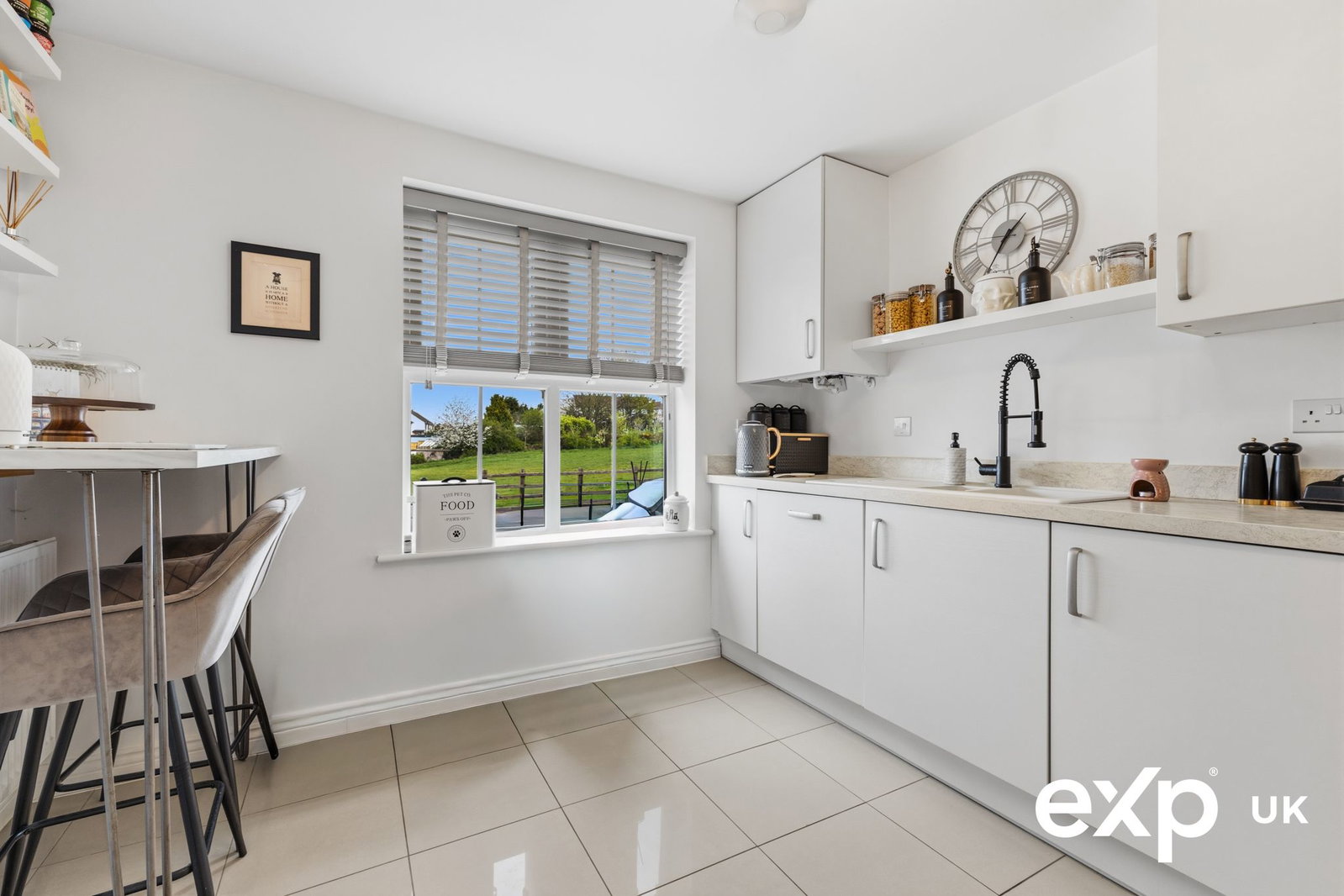 Semi Detached House in Mansfield