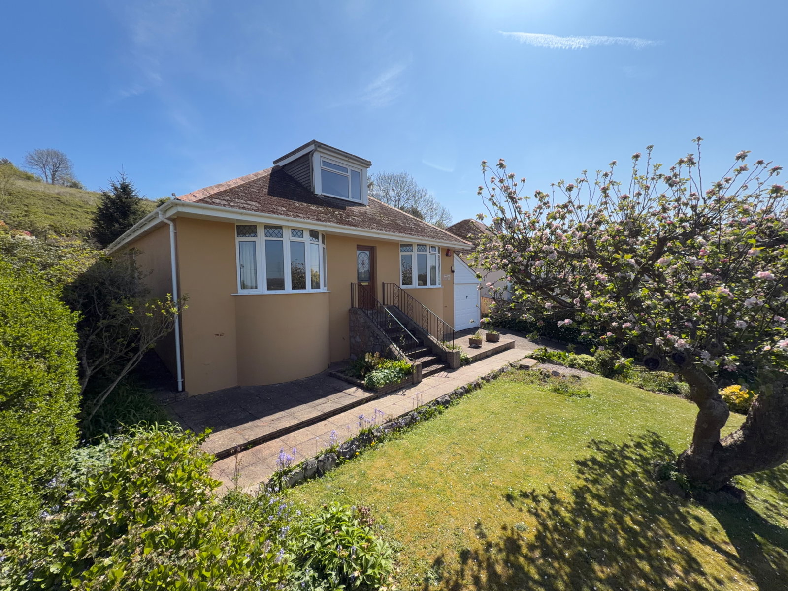 Bungalow in Newton Abbot