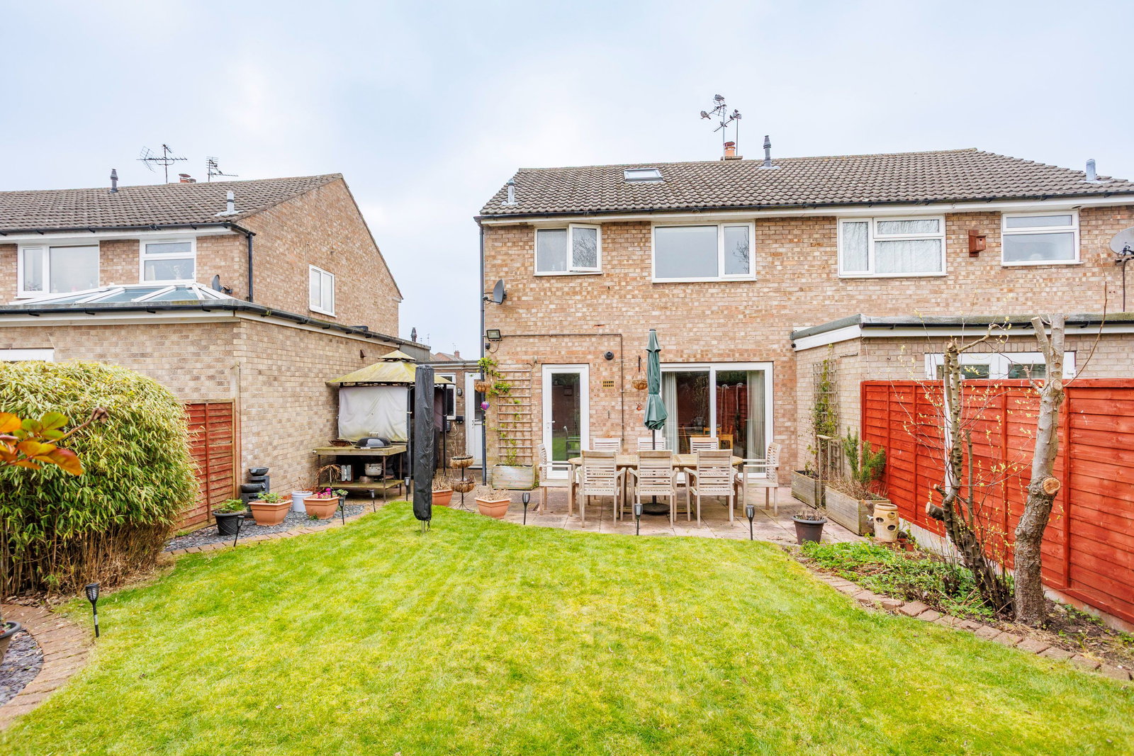 Semi Detached House in York