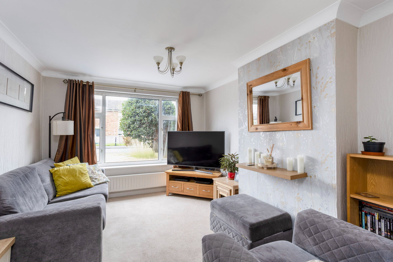 Semi Detached House in York