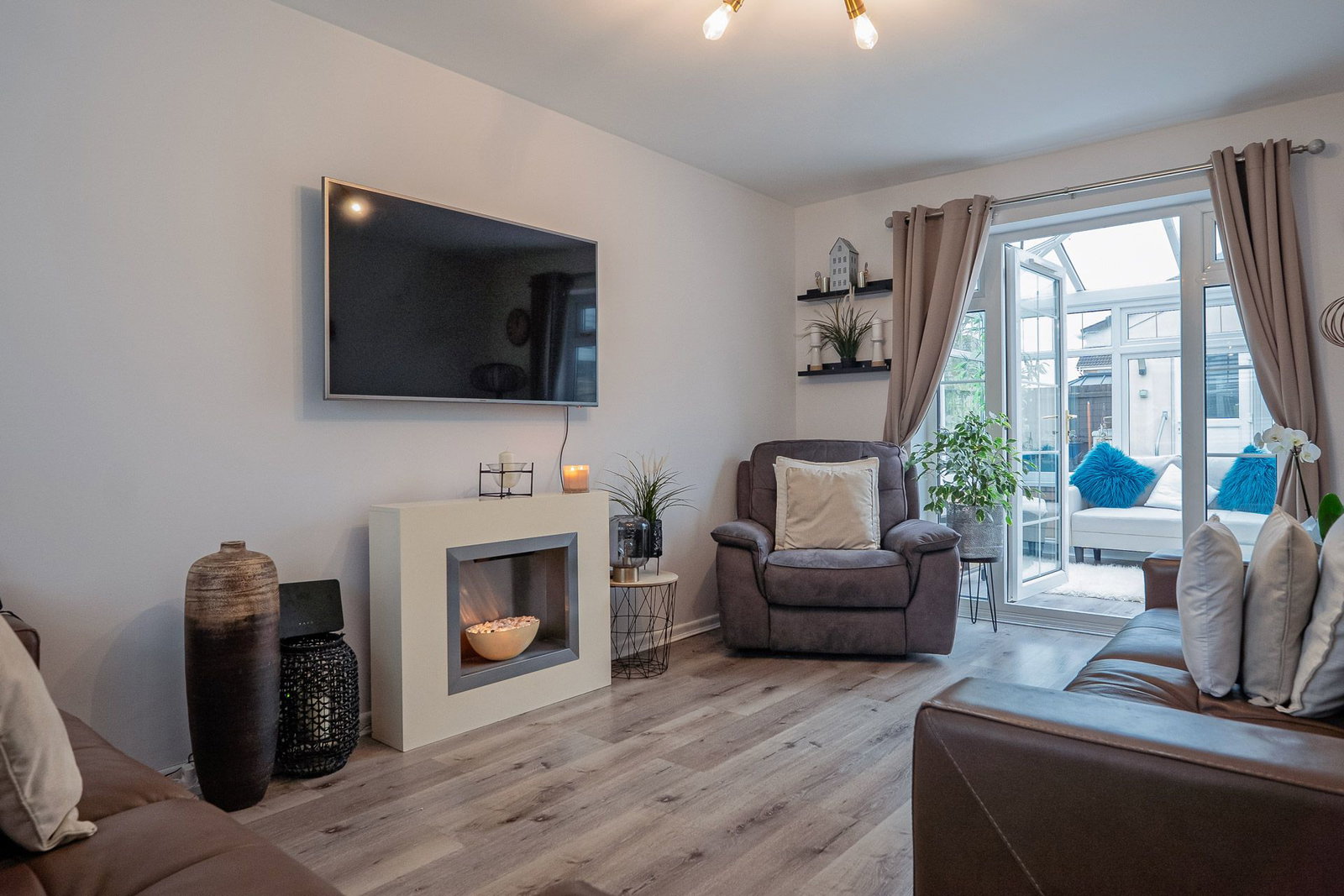 Detached House in Swansea