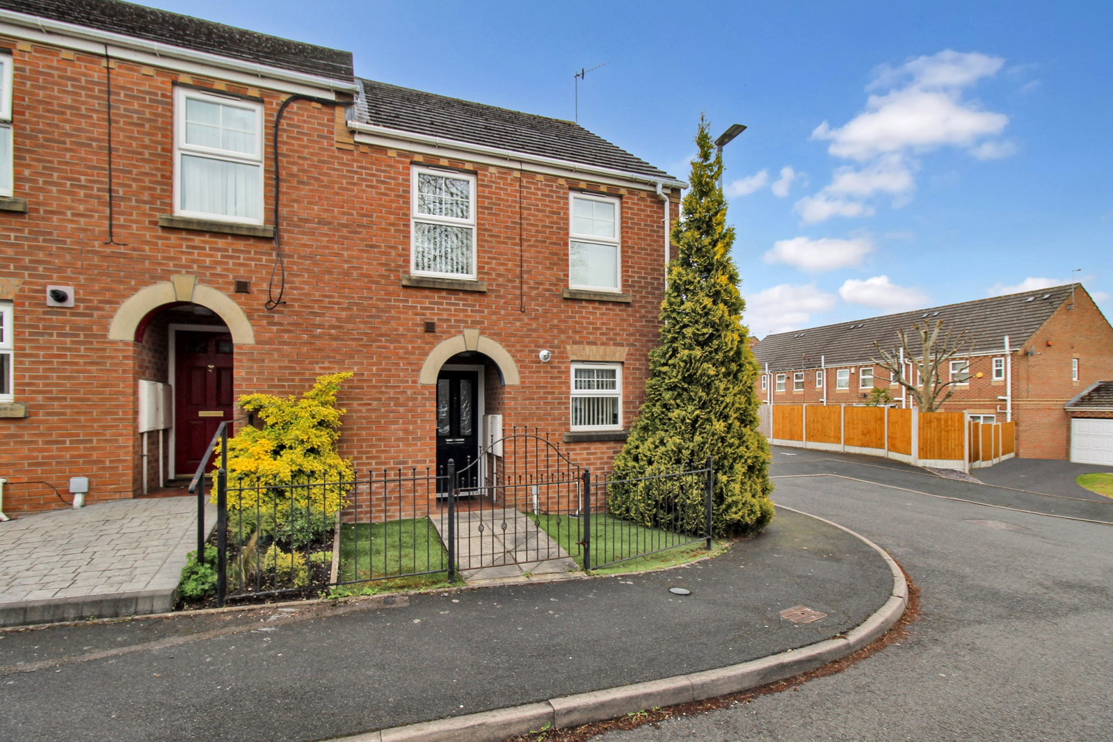 Semi Detached House in Stoke-on-trent