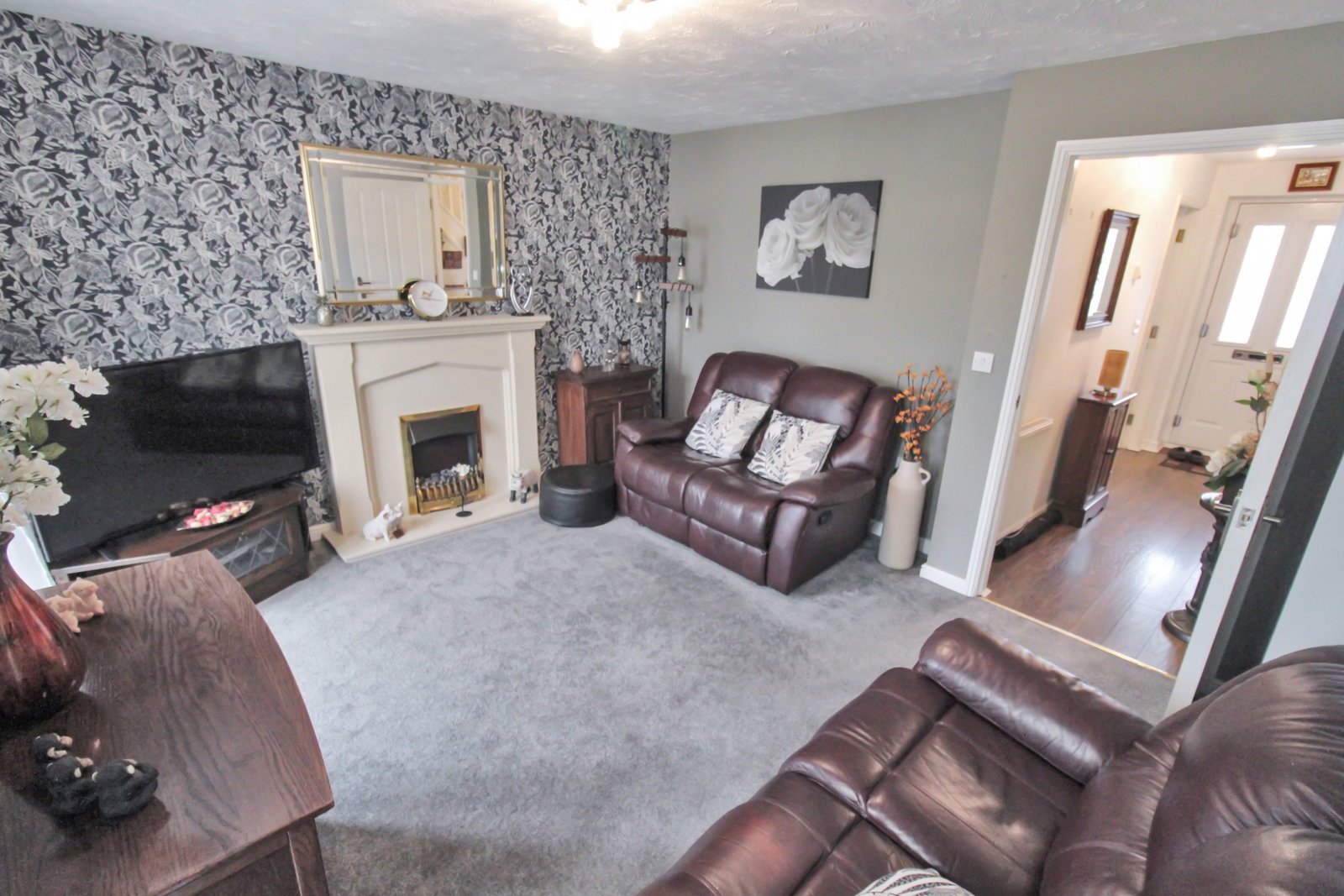 Semi Detached House in Stoke-on-trent