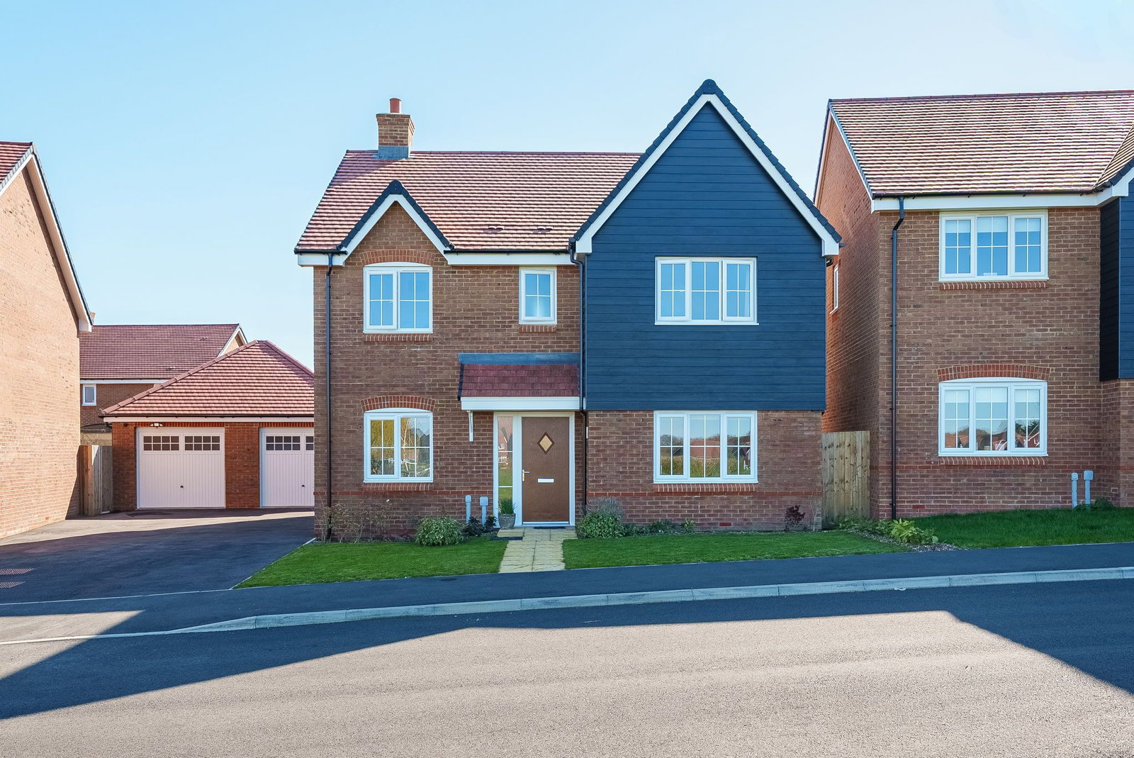 Detached House in Pulborough