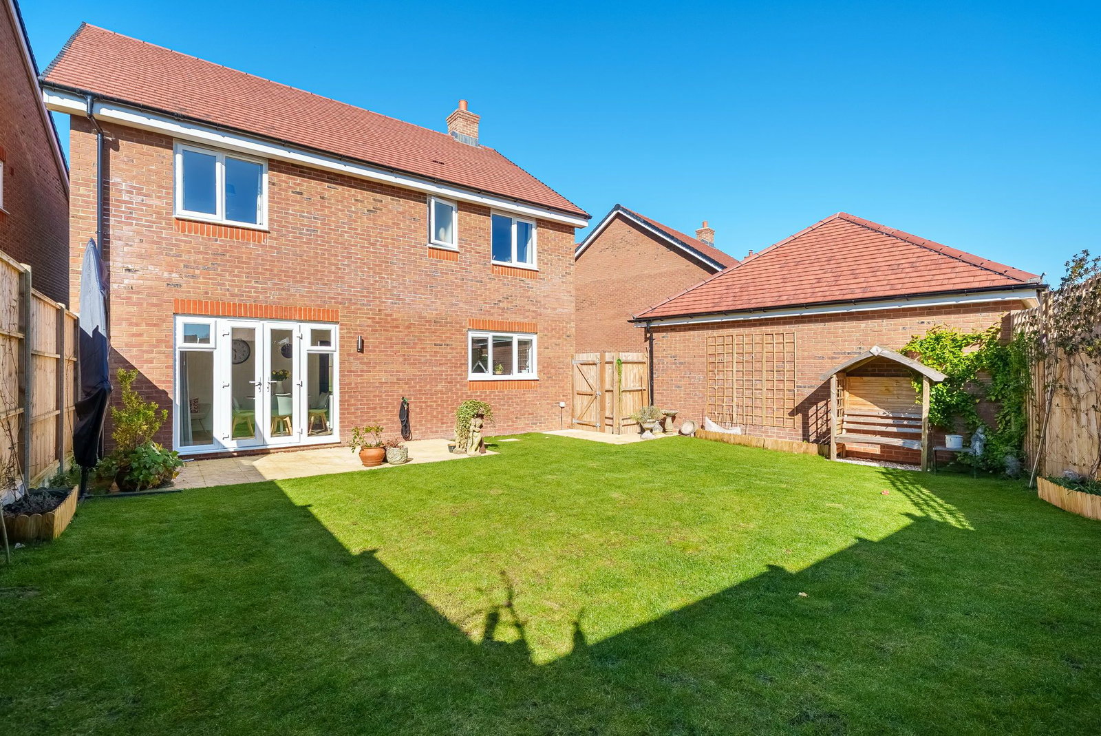 Detached House in Pulborough