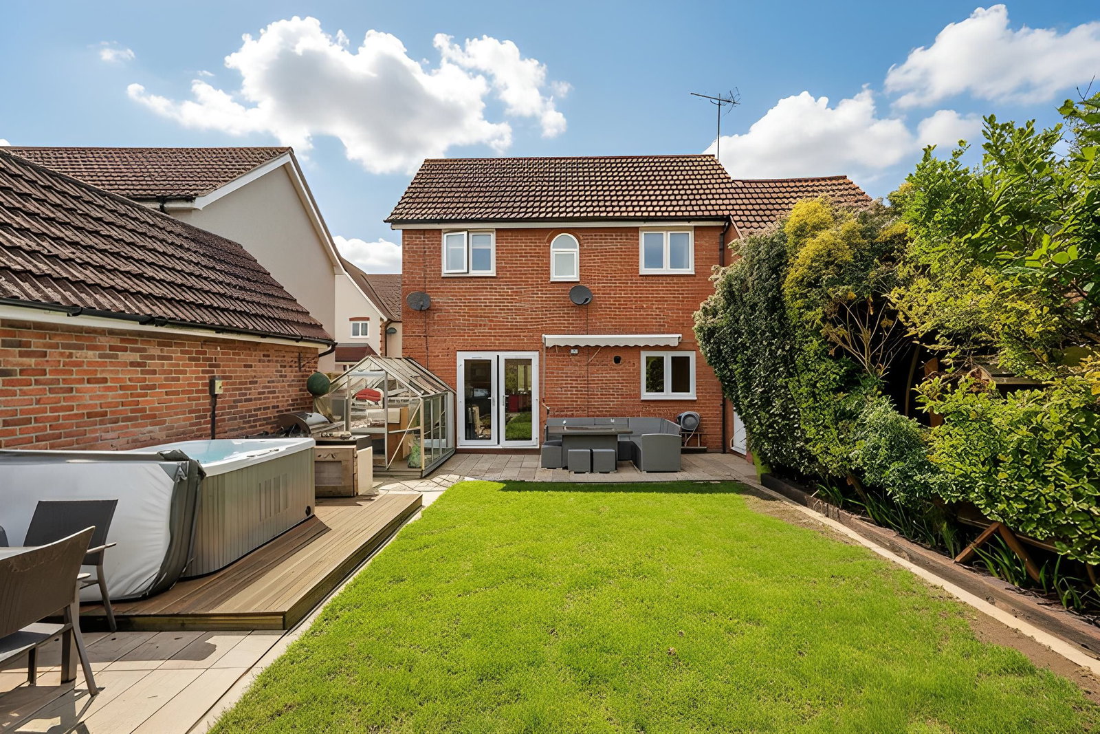 Detached House in South Ockendon