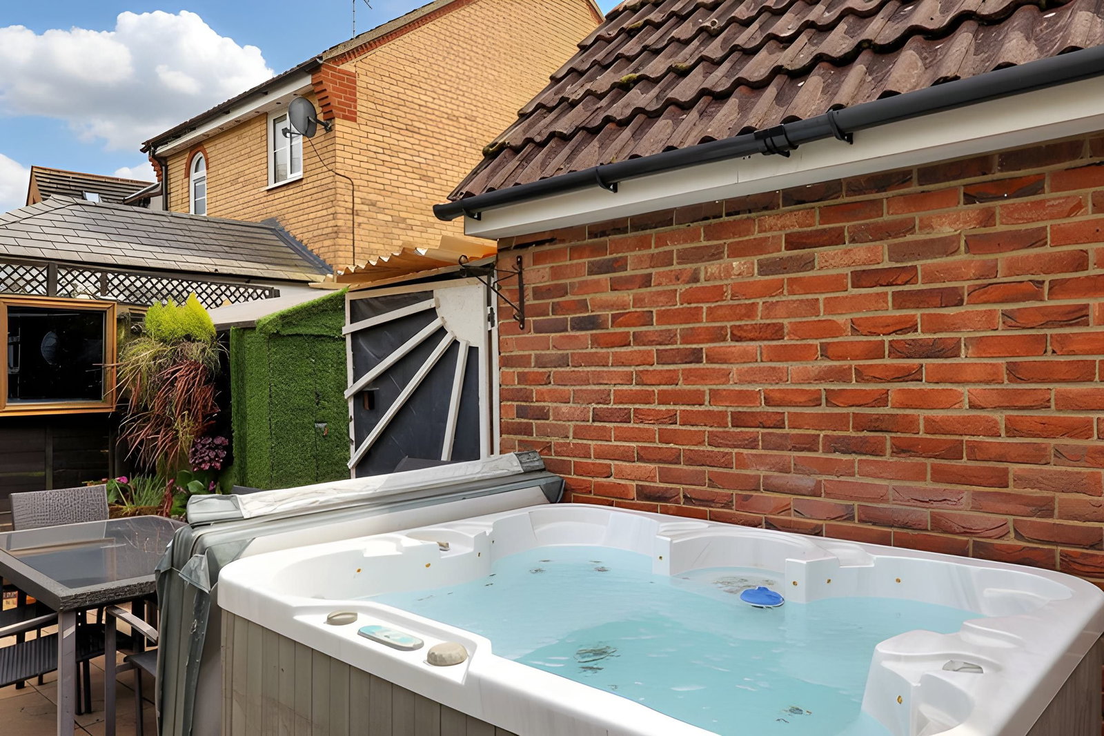 Detached House in South Ockendon