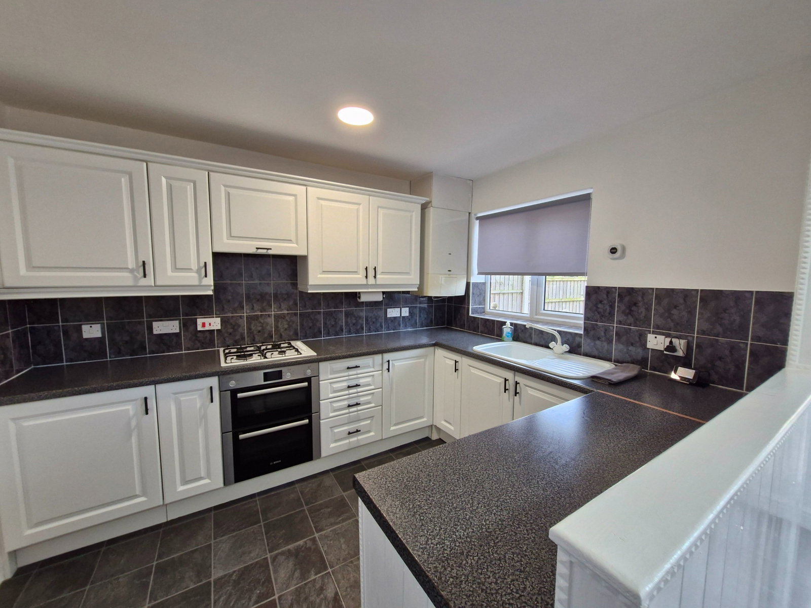 Detached House in Beverley 3