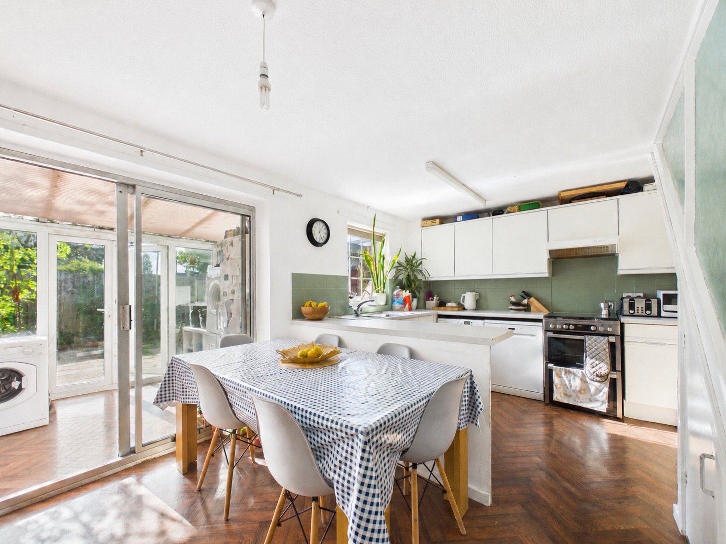 Semi Detached House in Rochester