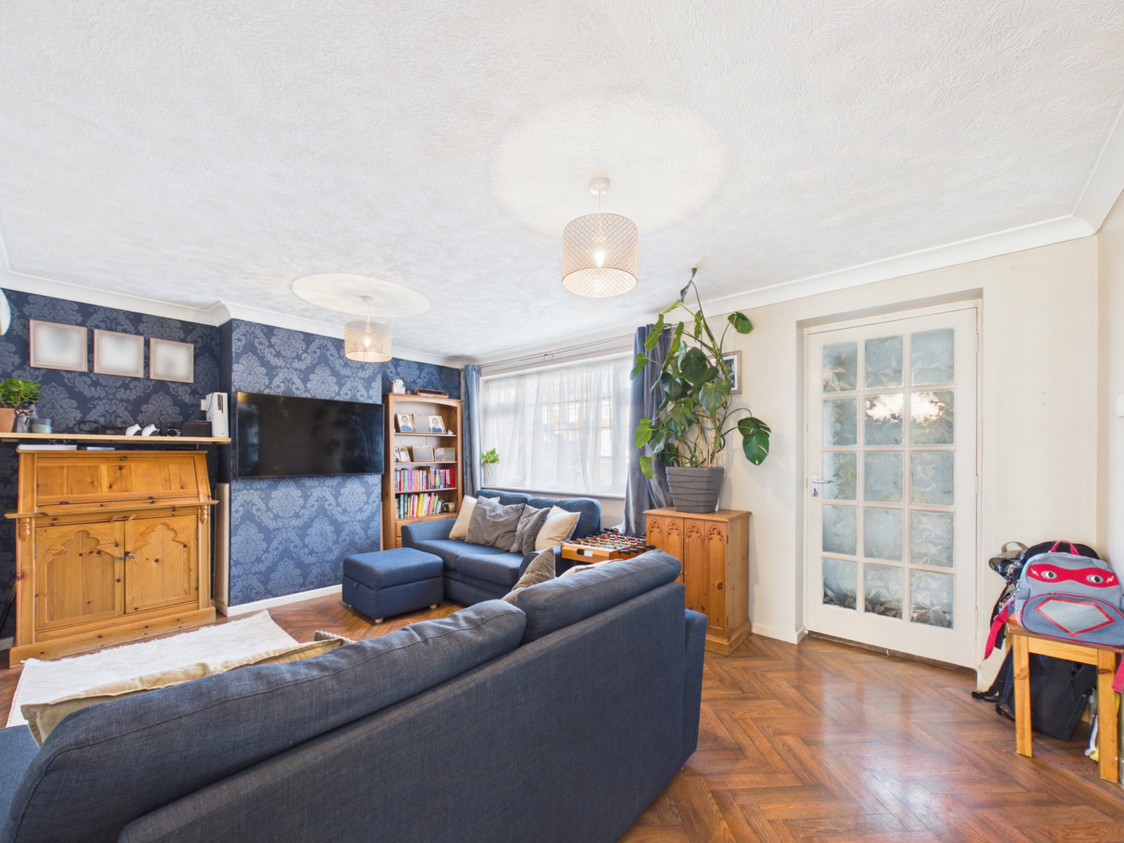 Semi Detached House in Rochester